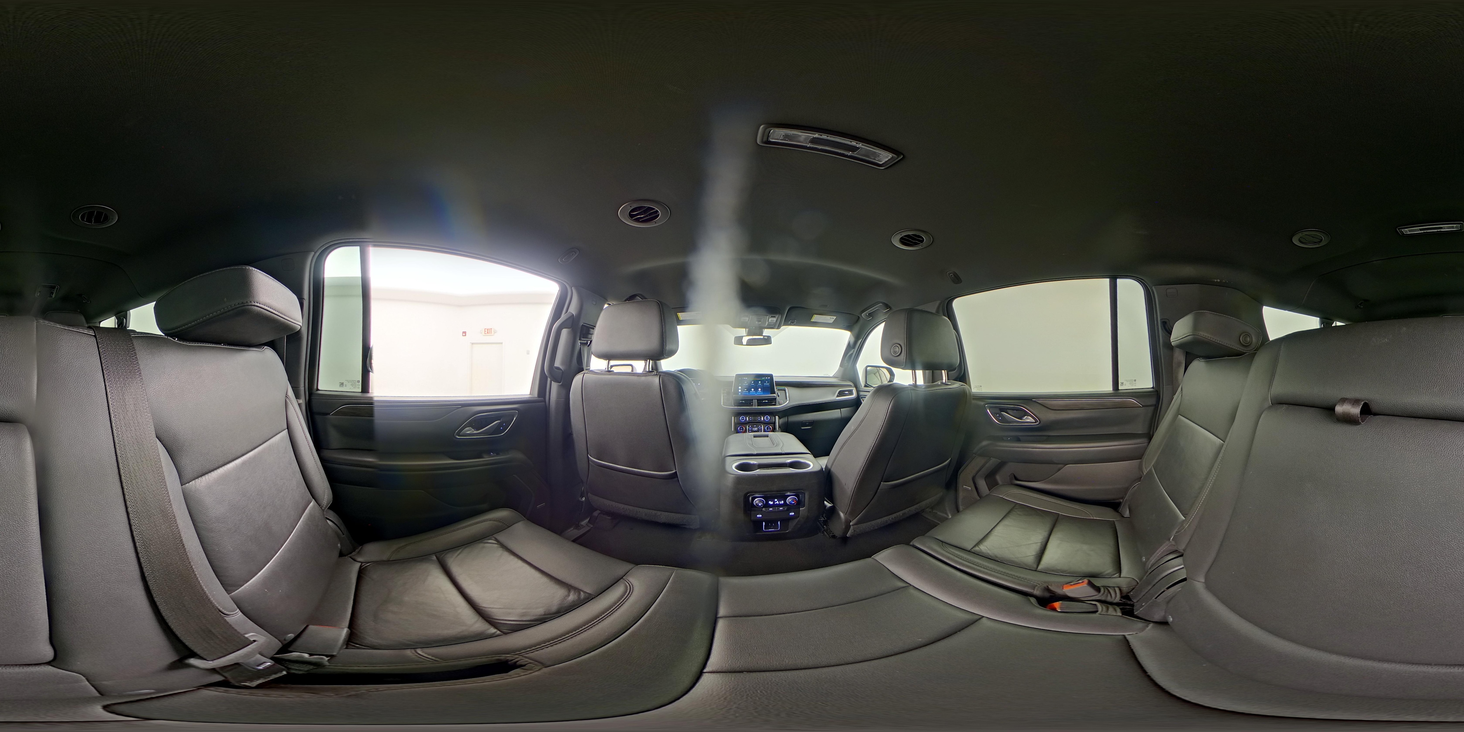 2022 Chevrolet Suburban LT - Photo 26