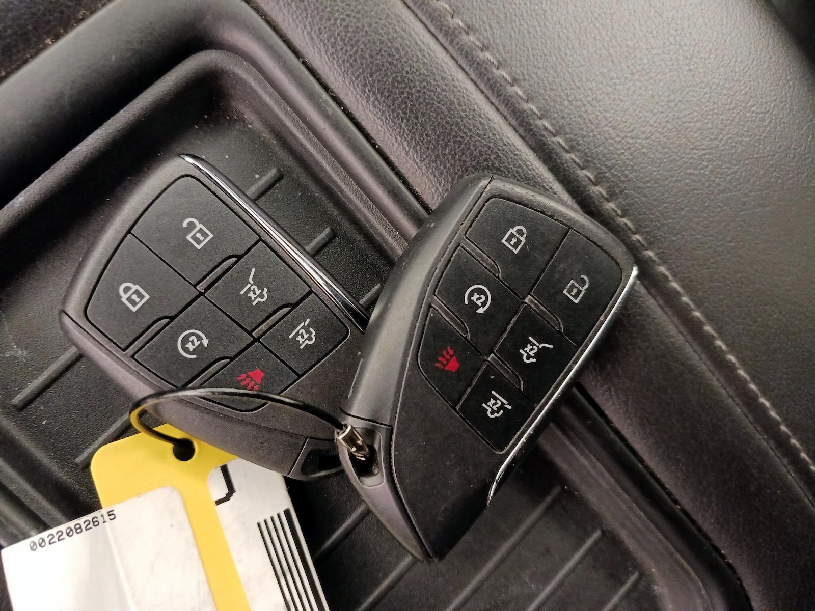 2022 Chevrolet Suburban LT - Photo 24