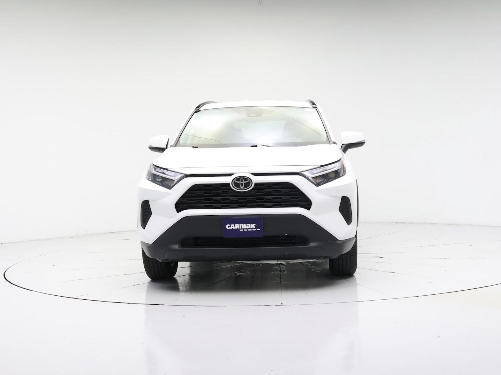 2024 Toyota RAV4 XLE - Photo 6