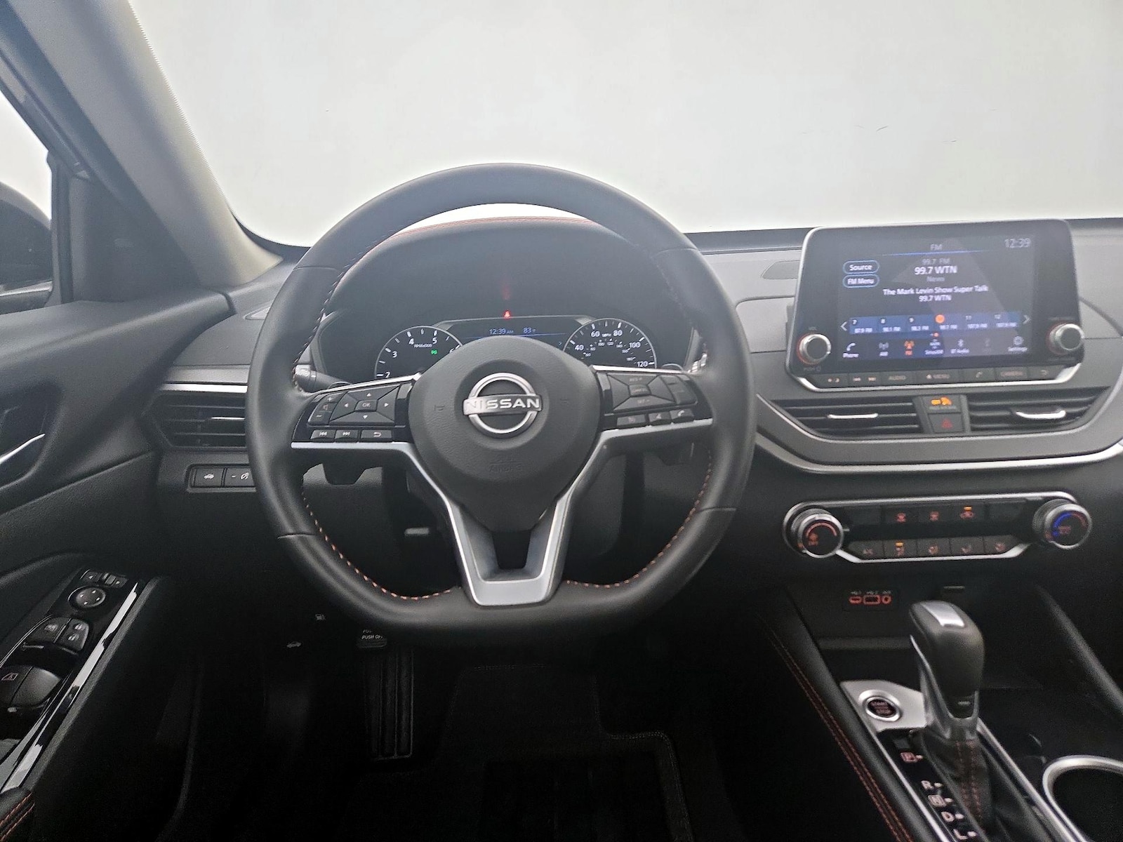 2025 Nissan Altima SR - Photo 11