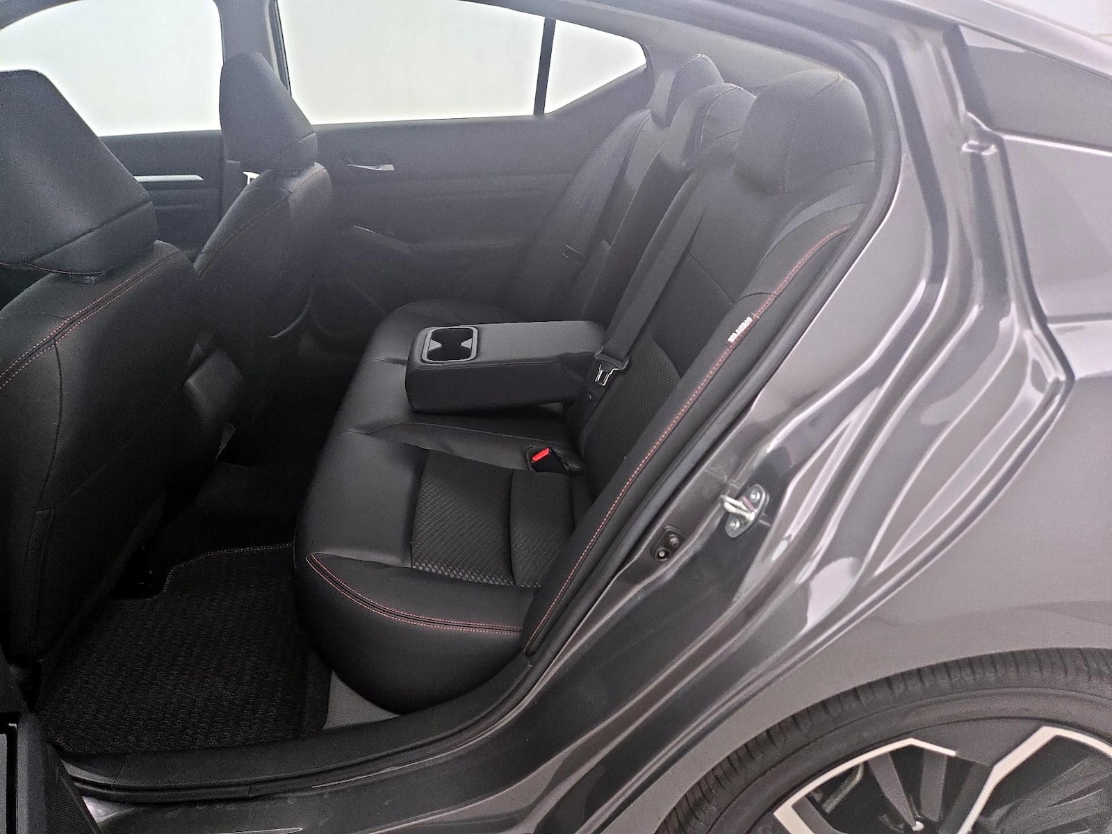 2025 Nissan Altima SR - Photo 20