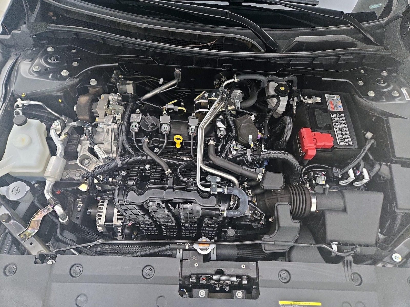 2025 Nissan Altima SR - Photo 22