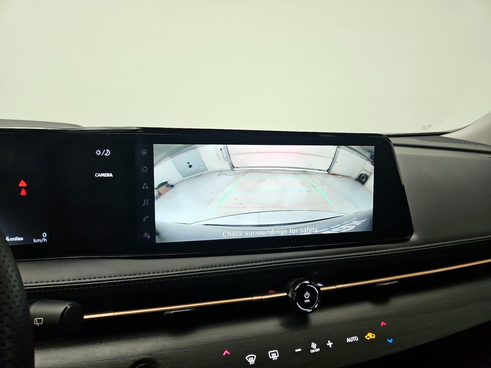 2024 Nissan ARIYA Engage - Photo 16