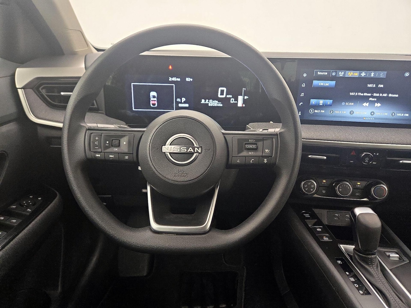 2025 Nissan Kicks SV - Photo 11