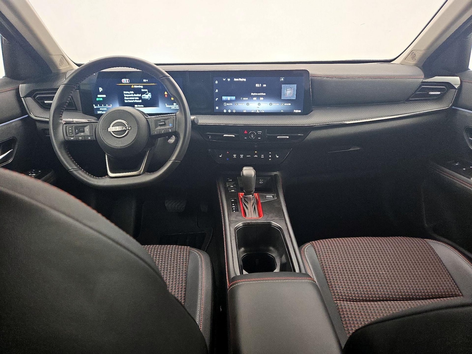 2026 Nissan KICKS SR AWD - Photo 10