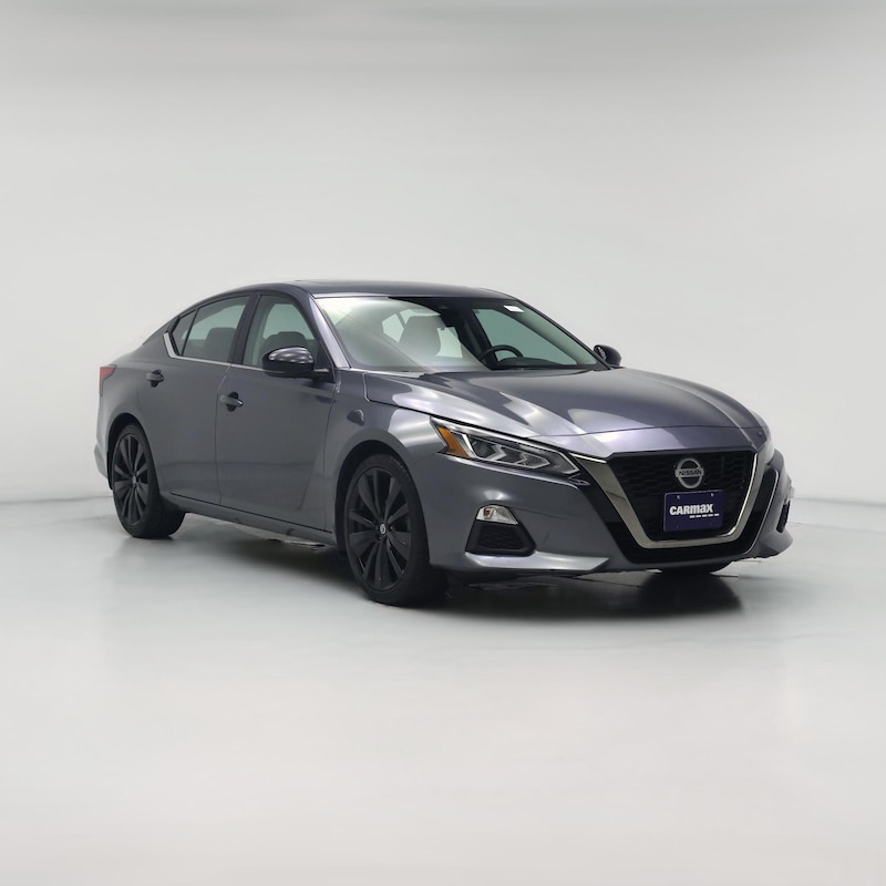 2020 Nissan Altima SR