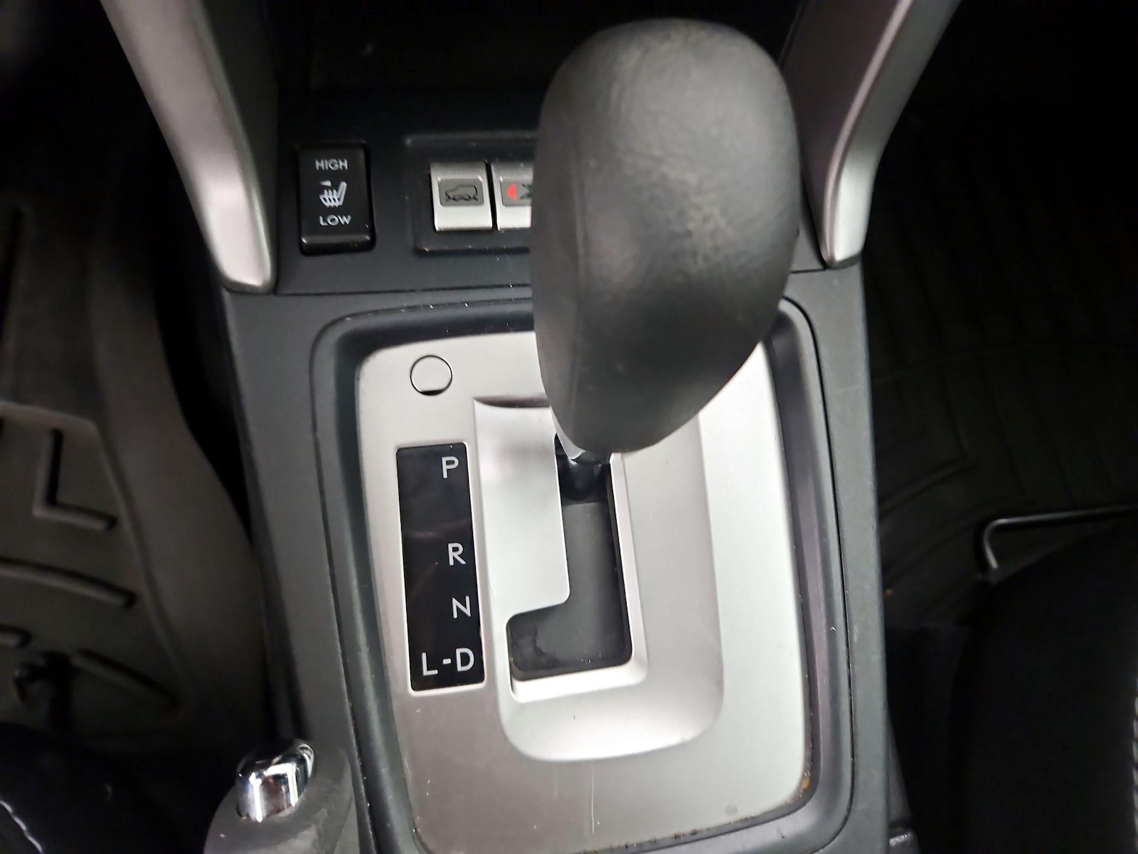 2017 Subaru Forester Premium - Photo 18