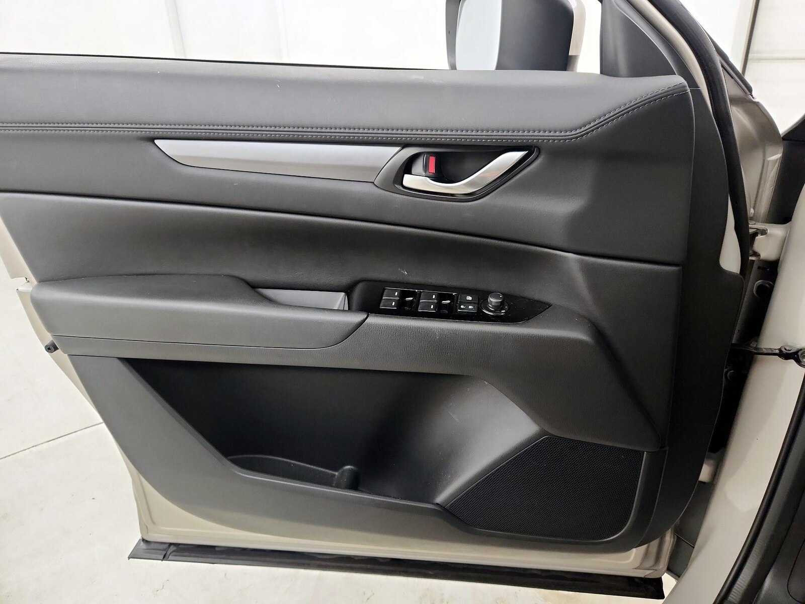 2025 Mazda CX-5 S Preferred package - Photo 13