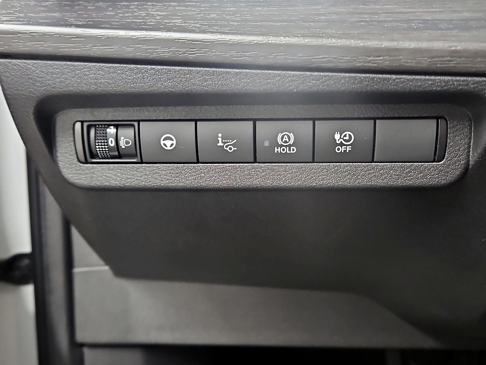 2024 Nissan ARIYA Engage+ - Photo 14