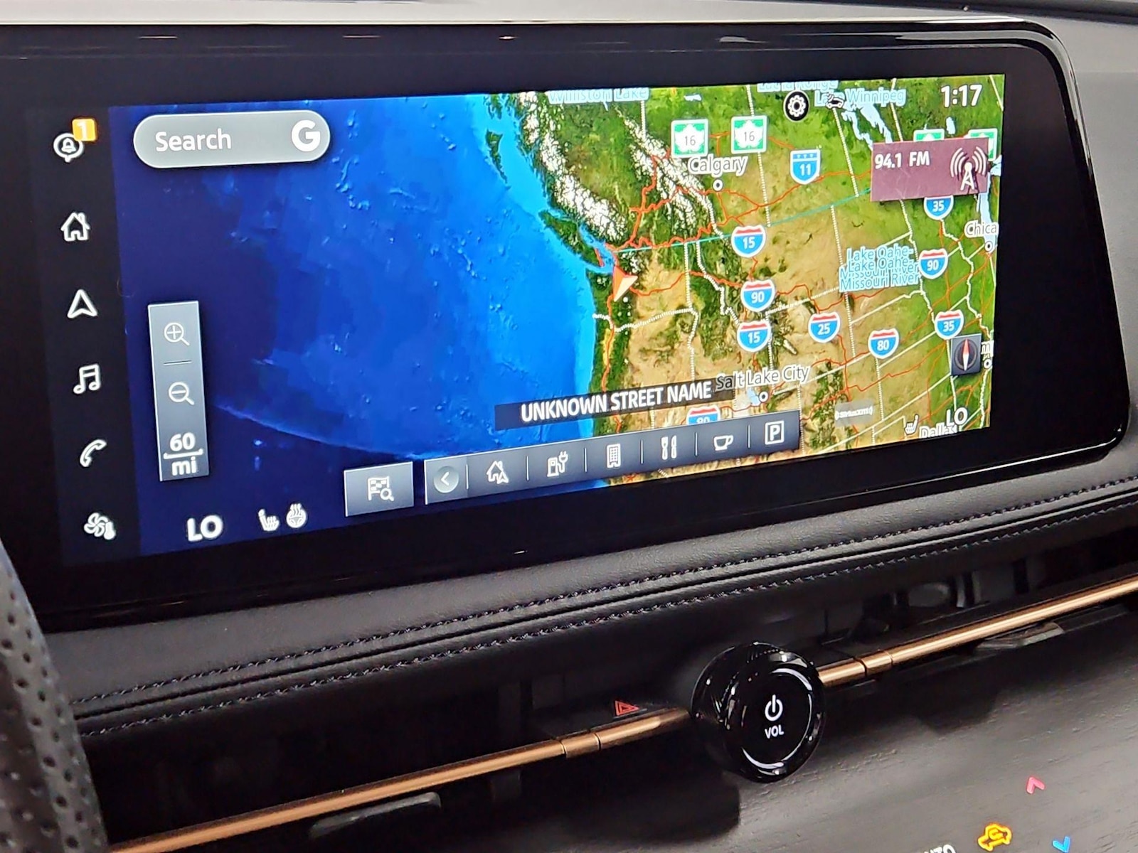 2024 Nissan ARIYA Engage+ - Photo 15