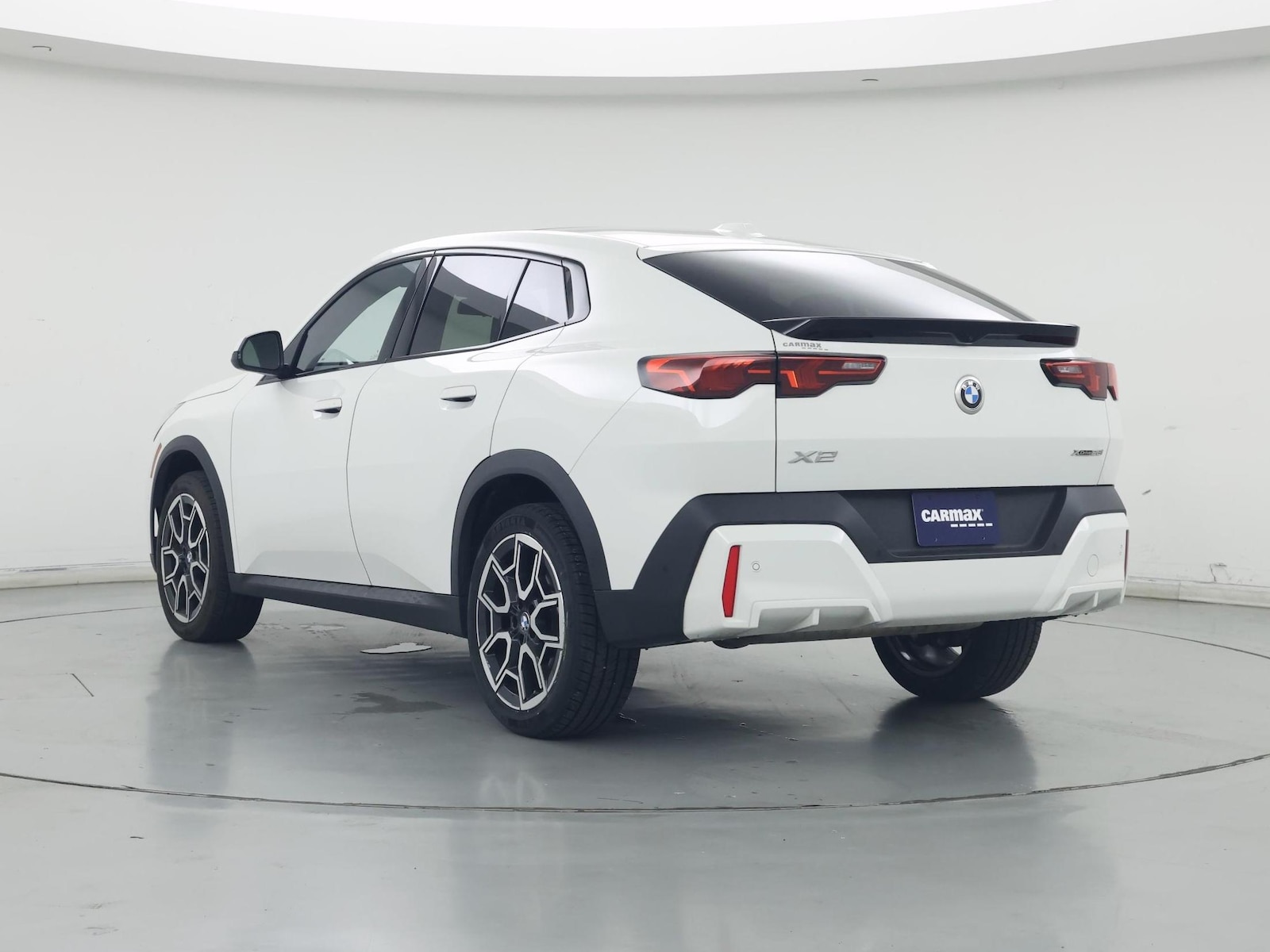 2026 BMW X2 28i - Photo 3