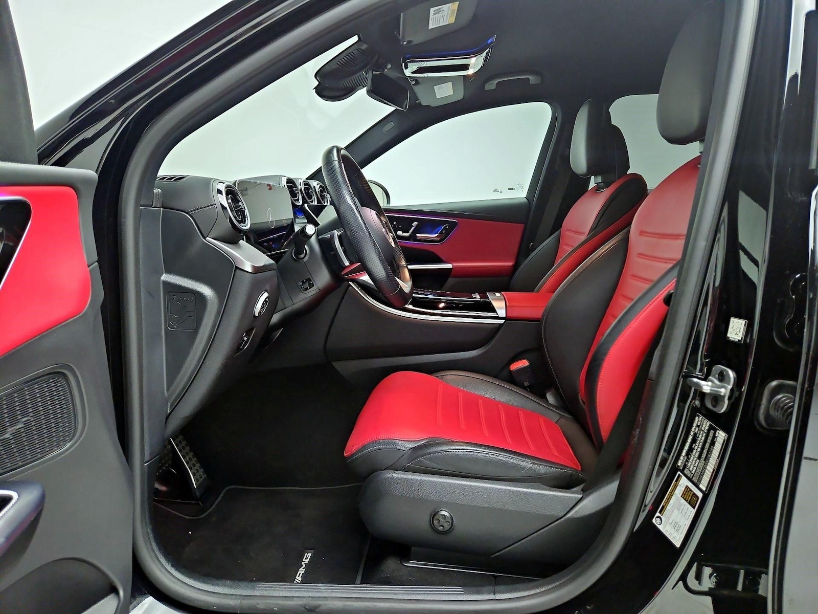 2025 Mercedes-Benz GLC Base - Photo 12