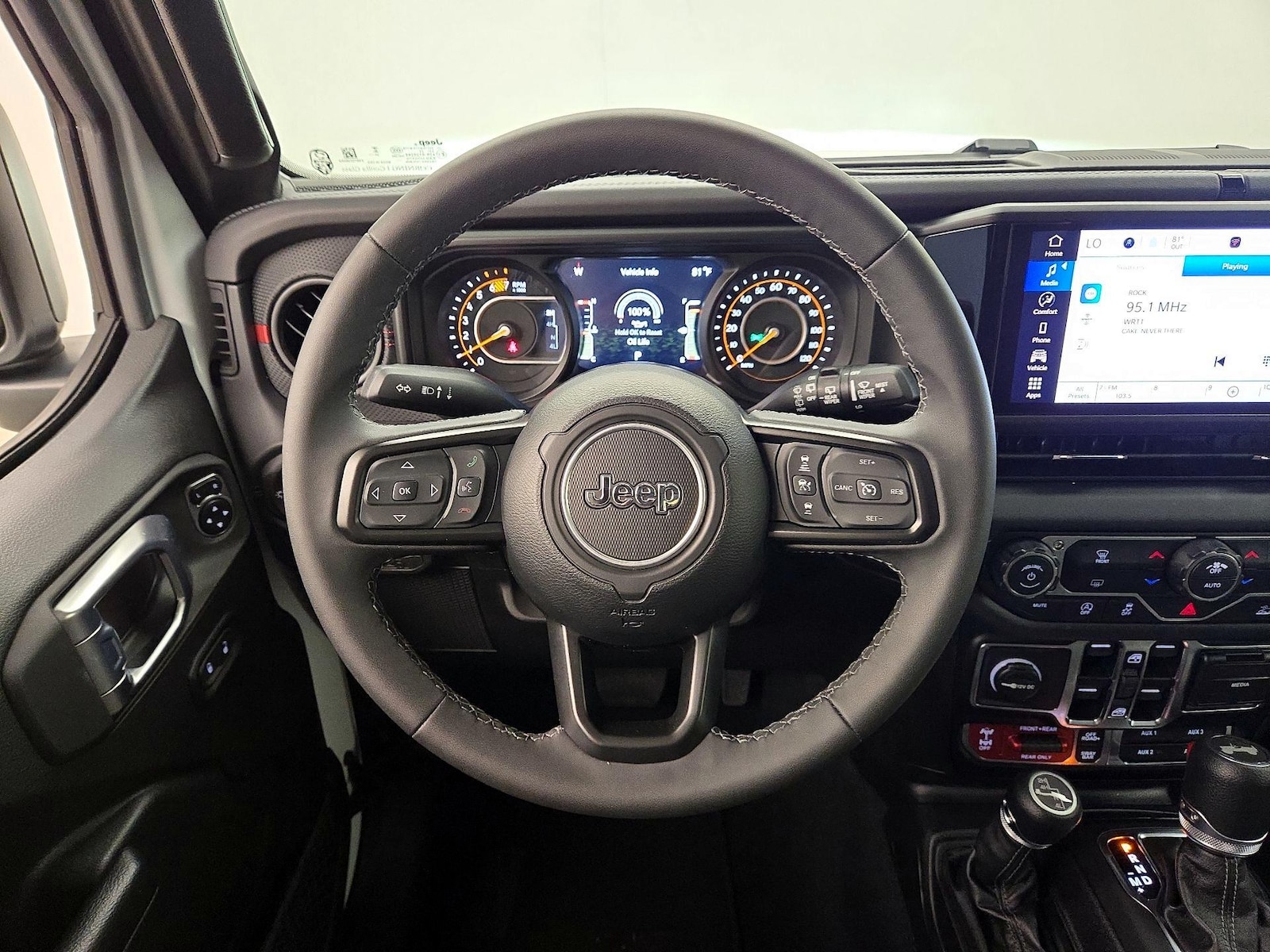 2026 Jeep Wrangler 4-Door Rubicon - Photo 11