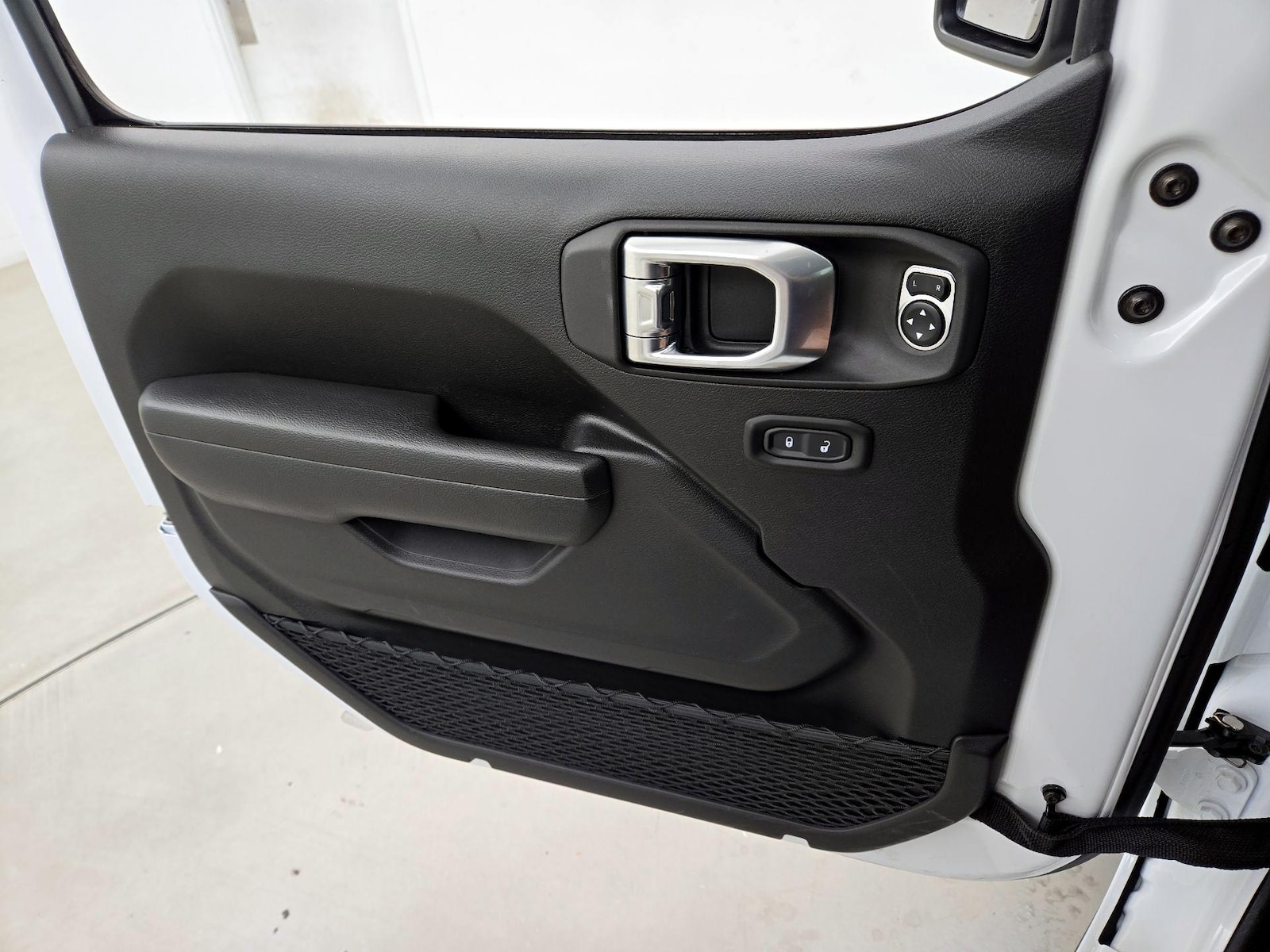 2026 Jeep Wrangler 4-Door Rubicon - Photo 13