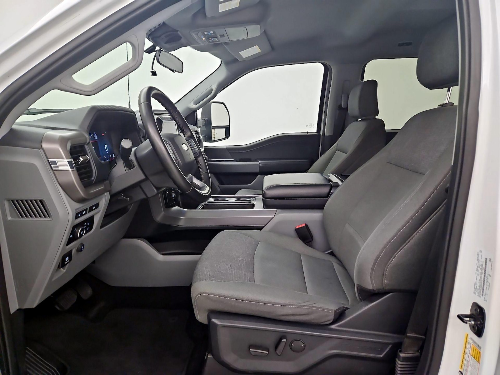 2024 Ford F-150 XLT - Photo 12