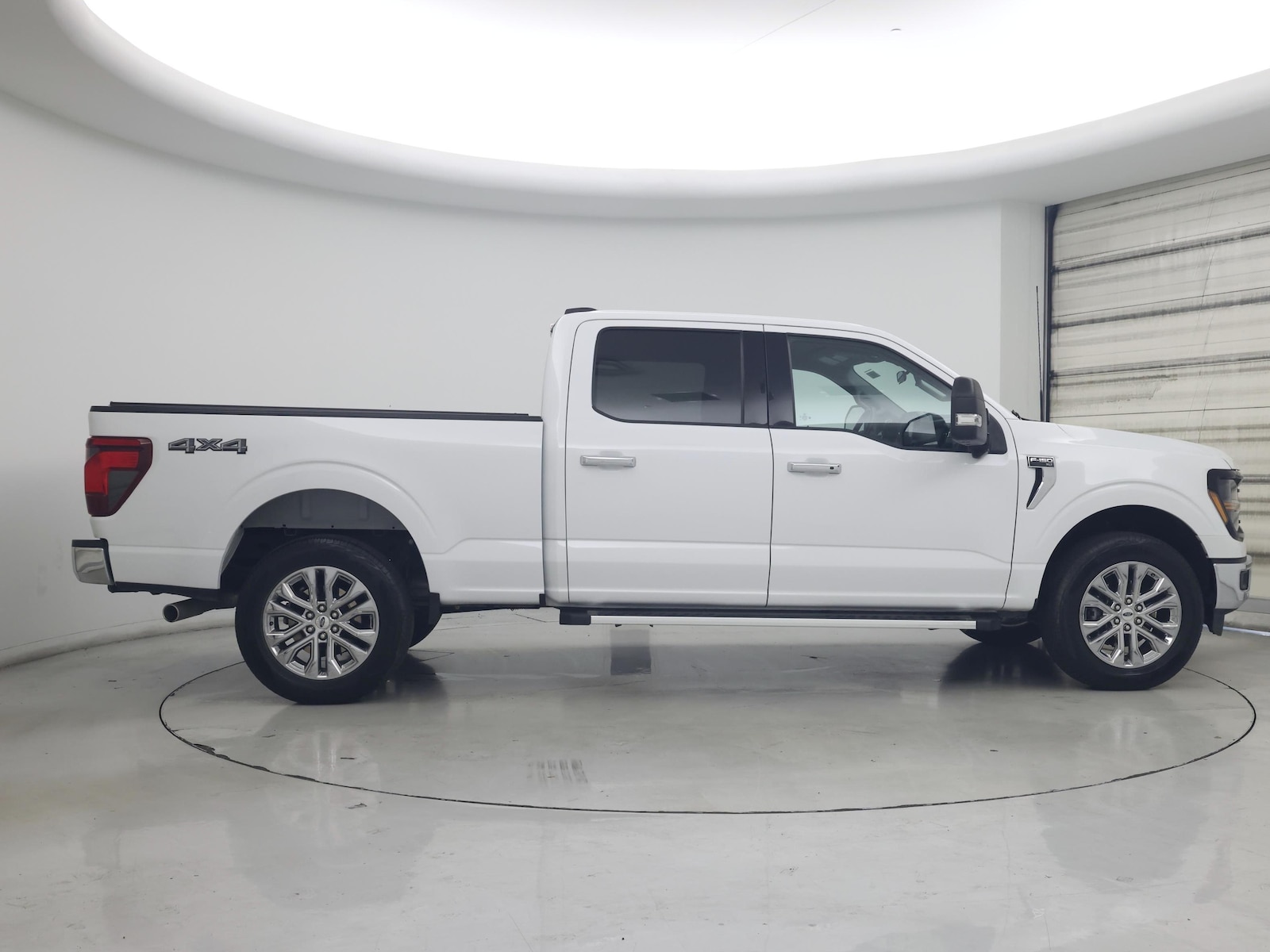 2024 Ford F-150 XLT - Photo 8