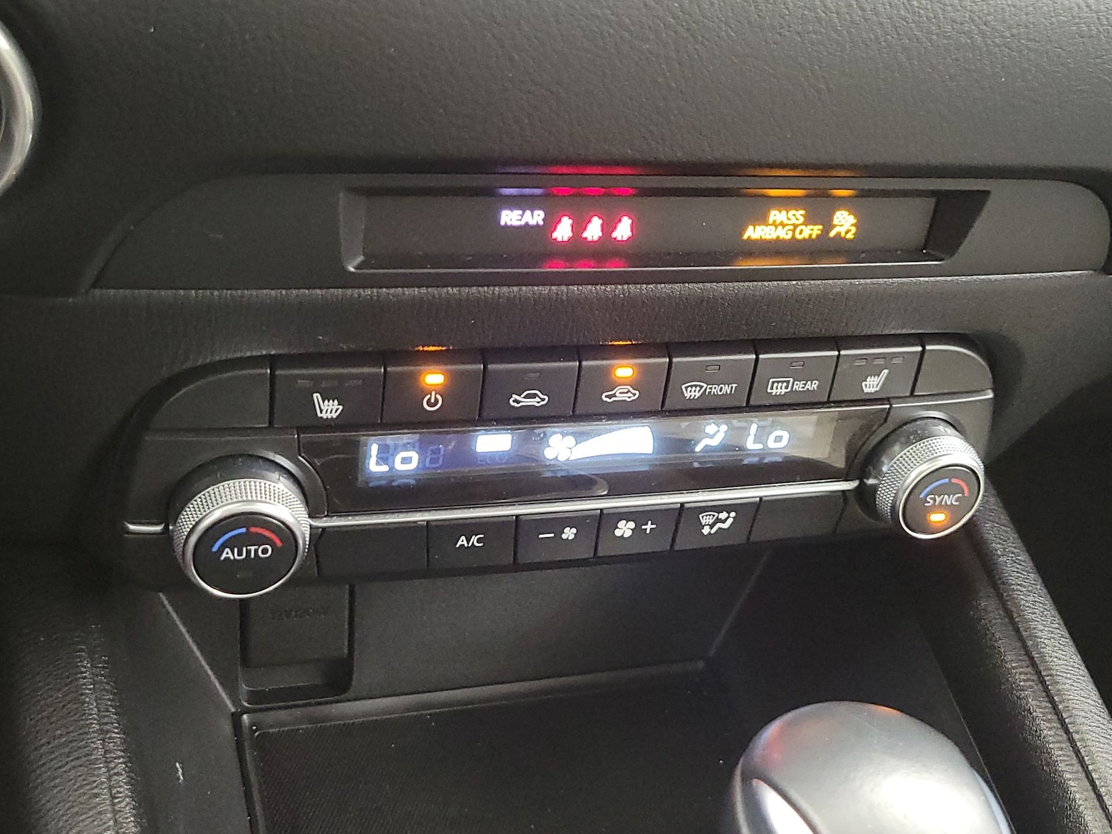2024 Mazda CX-5 S Preferred package - Photo 17