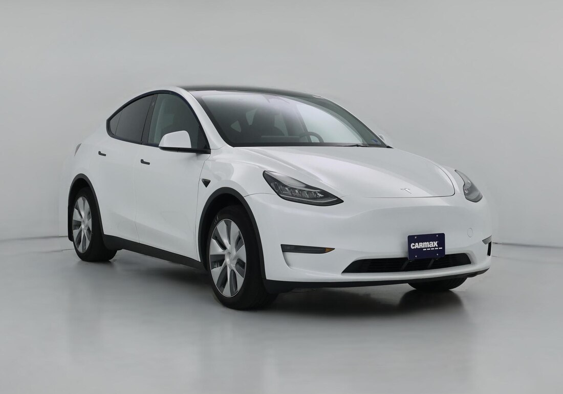 2023 Tesla Model Y Long Range All-Wheel Drive in White — CarMax photo