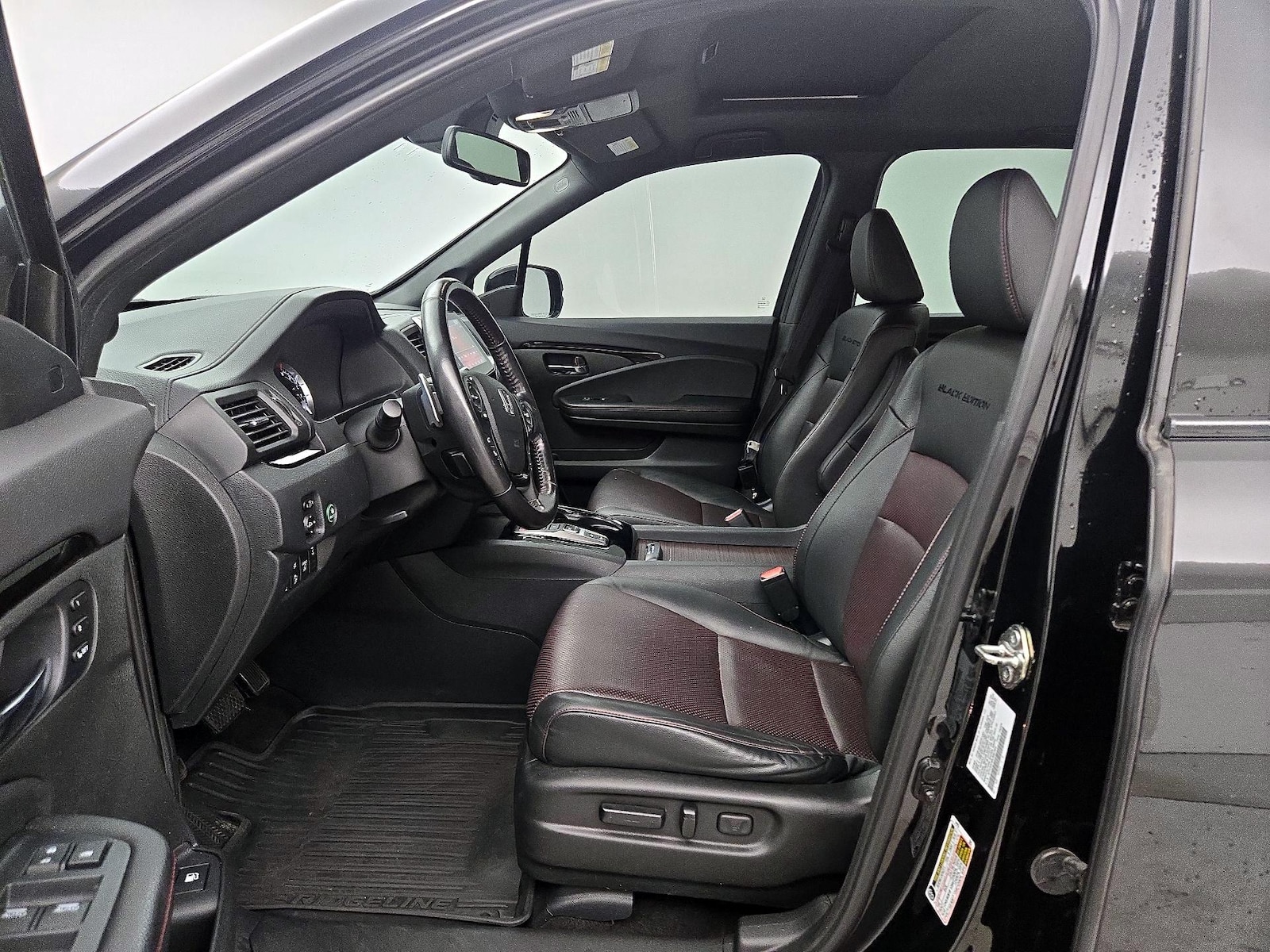 2020 Honda Ridgeline Black Edition - Photo 12
