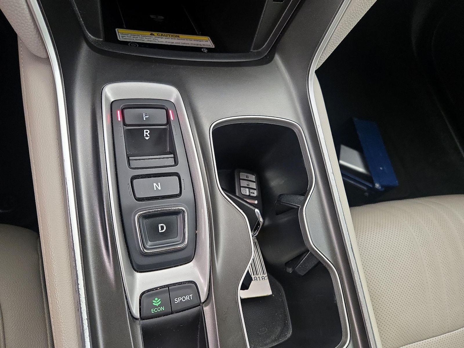 2019 Honda Accord Touring - Photo 19