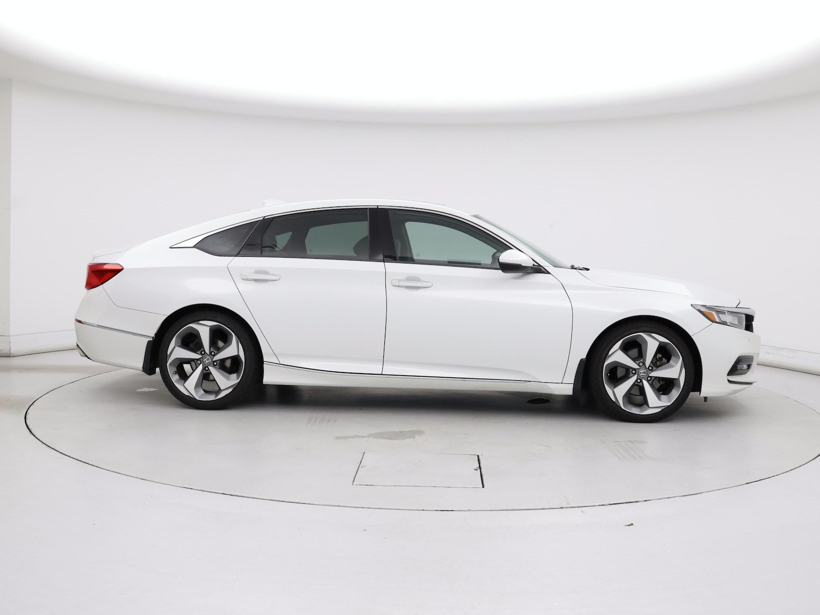 2019 Honda Accord Touring - Photo 8