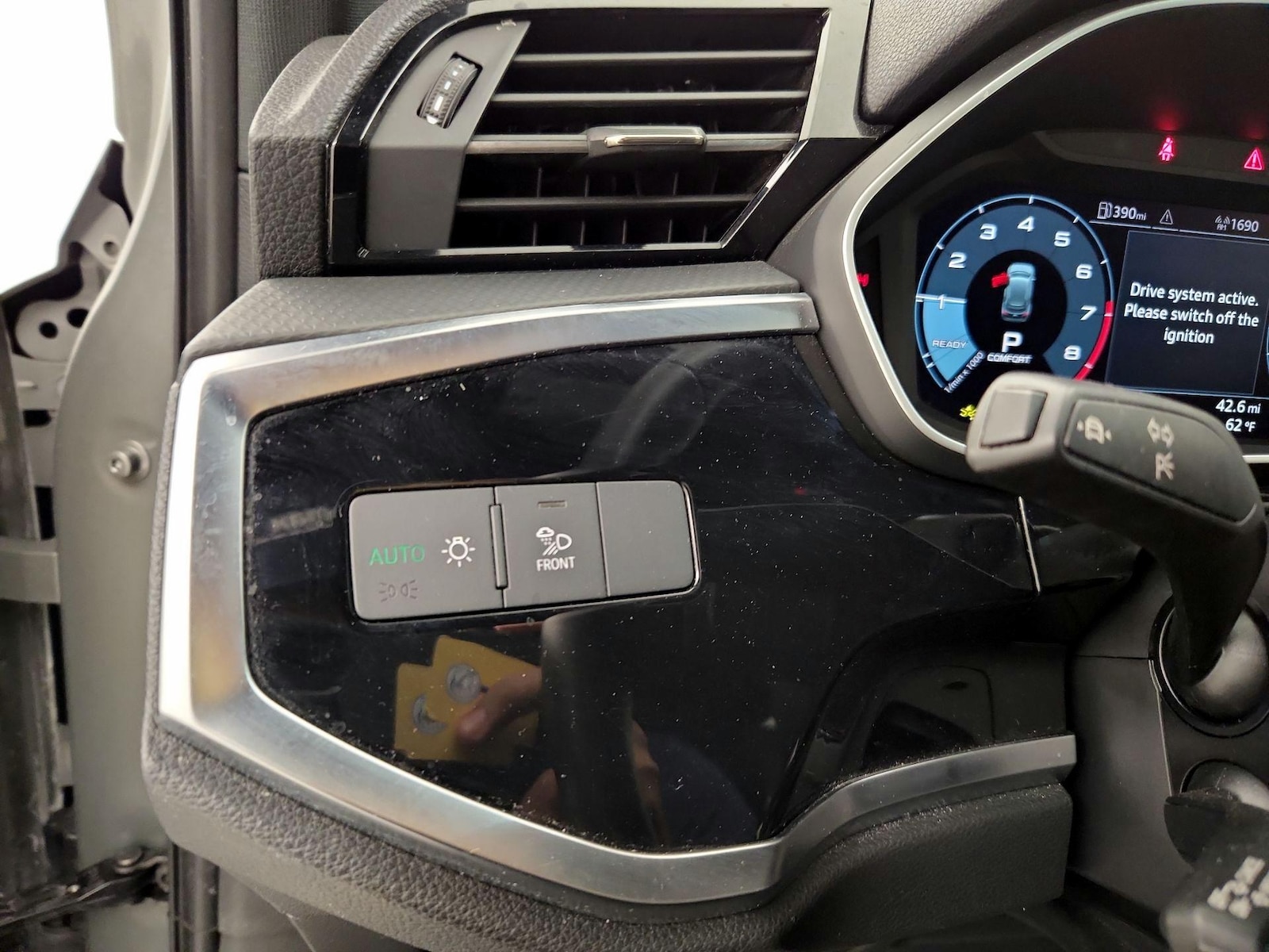 2025 Audi Q3 S Line Premium - Photo 12