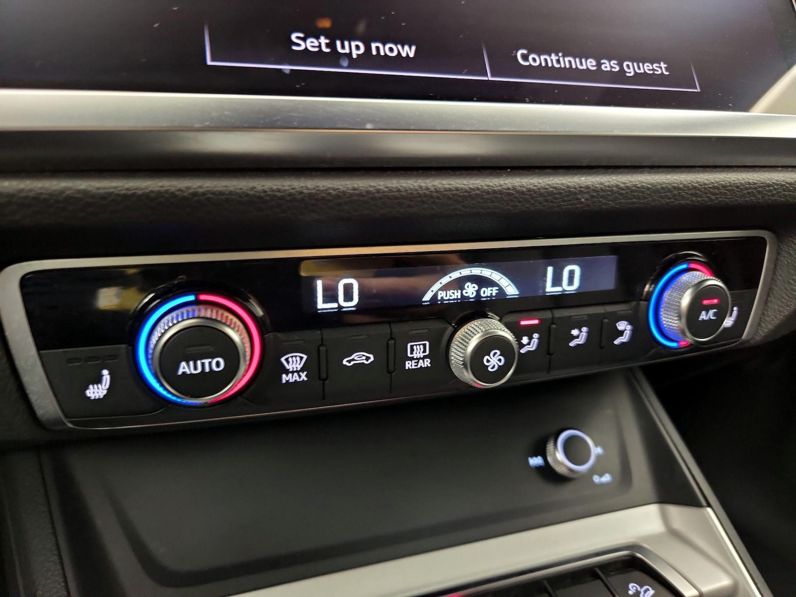 2025 Audi Q3 S Line Premium - Photo 15