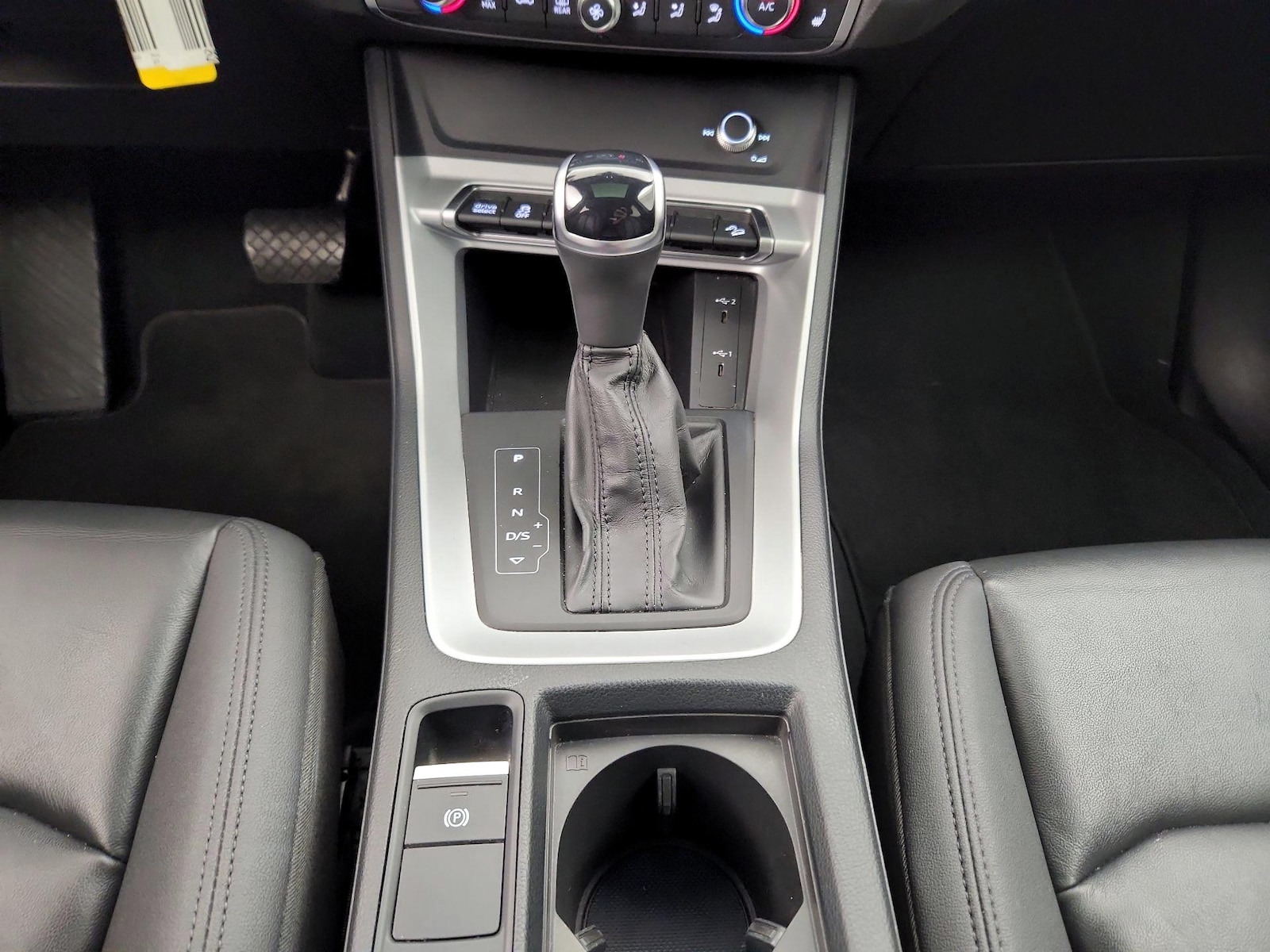 2025 Audi Q3 S Line Premium - Photo 16