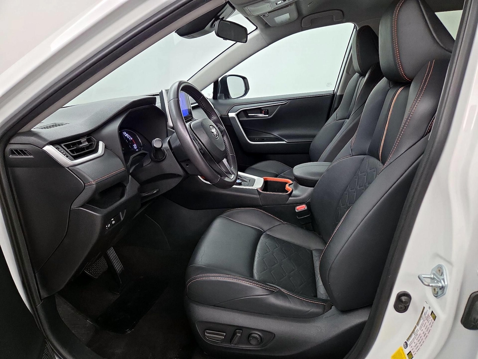 2024 Toyota RAV4 Adventure - Photo 12