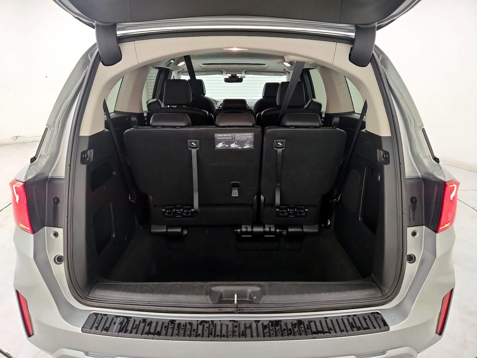 2025 Honda Odyssey EX-L - Photo 23