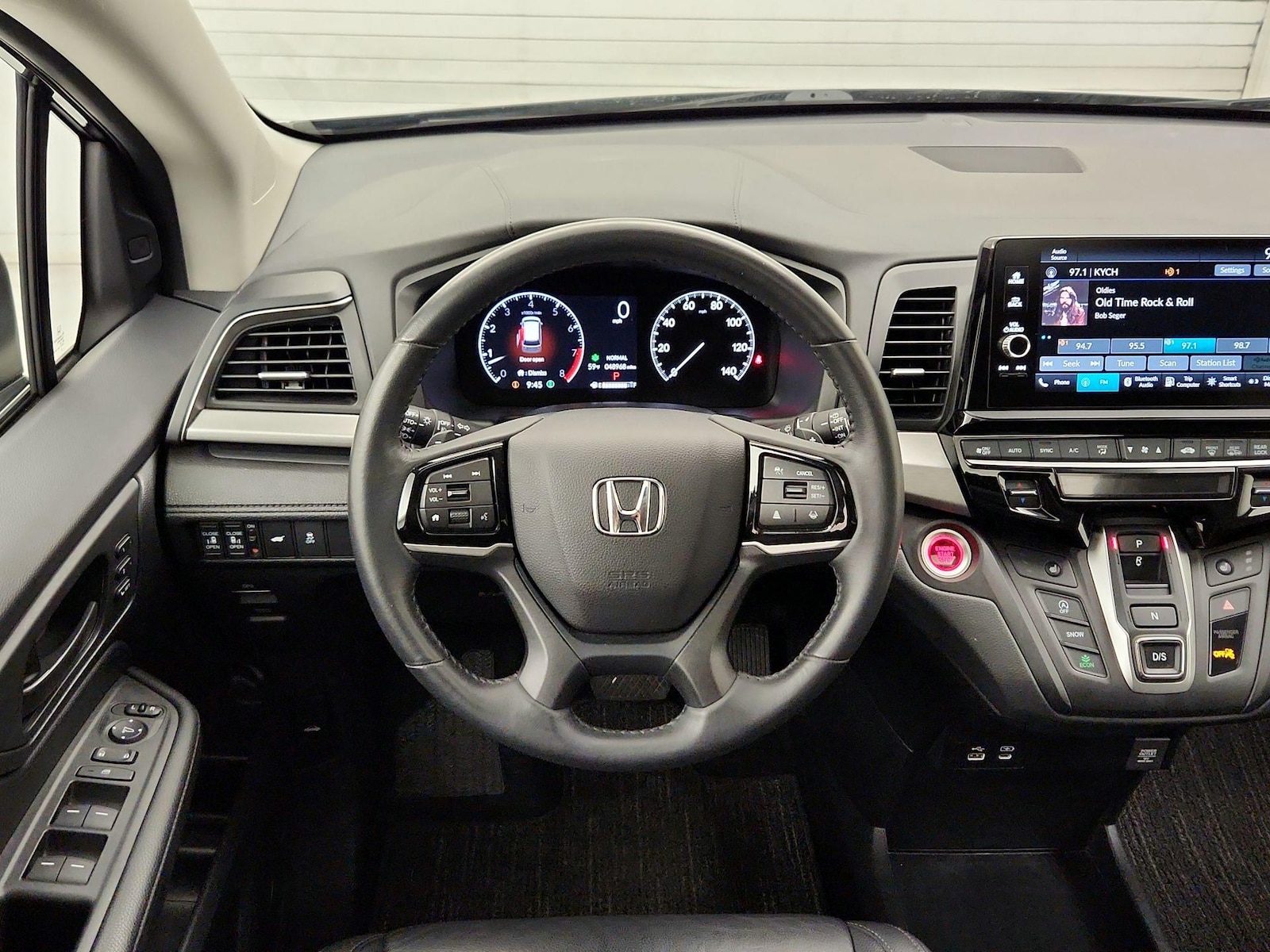 2025 Honda Odyssey EX-L - Photo 11
