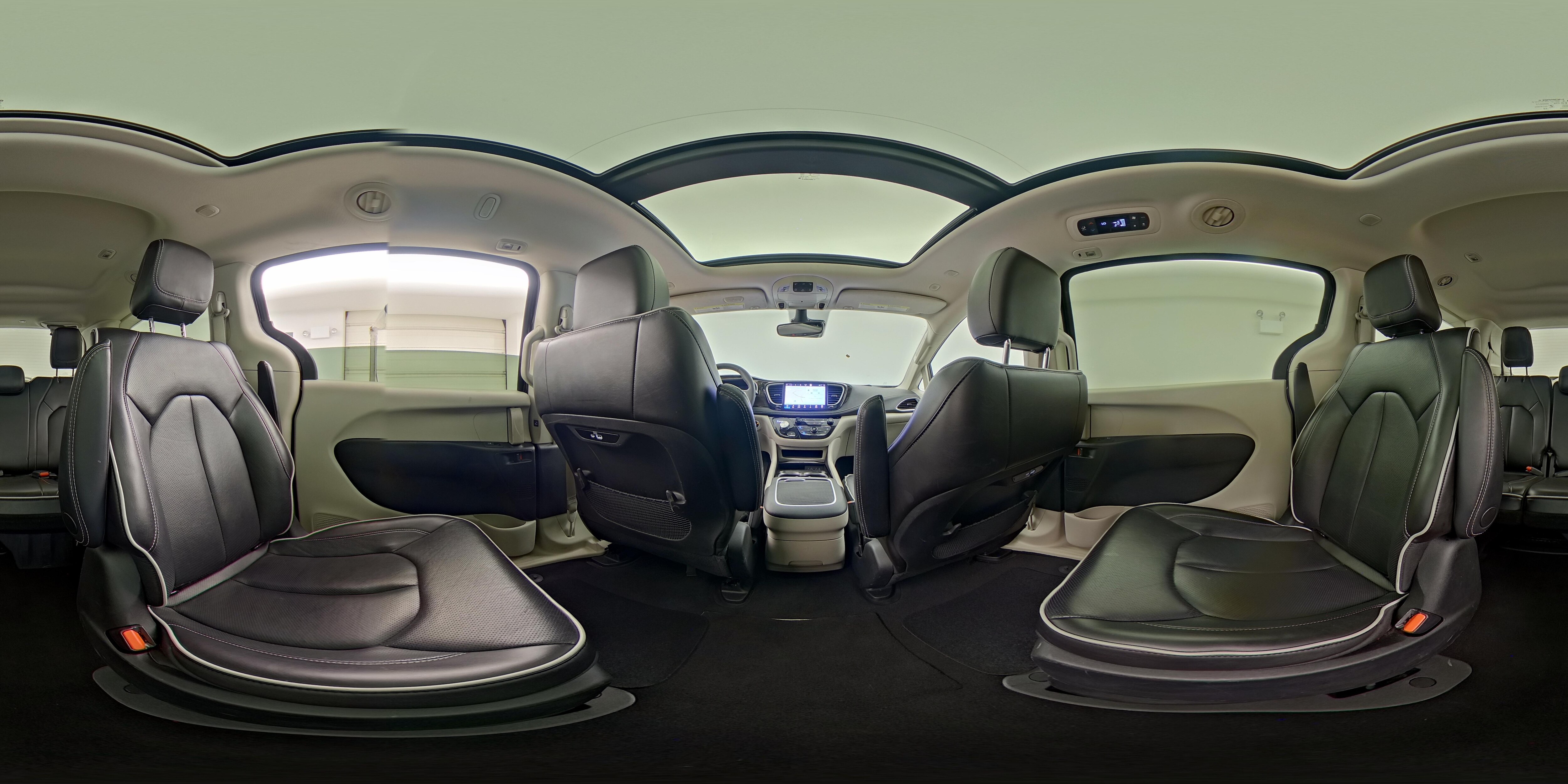 2023 Chrysler Pacifica Hybrid Limited - Photo 29