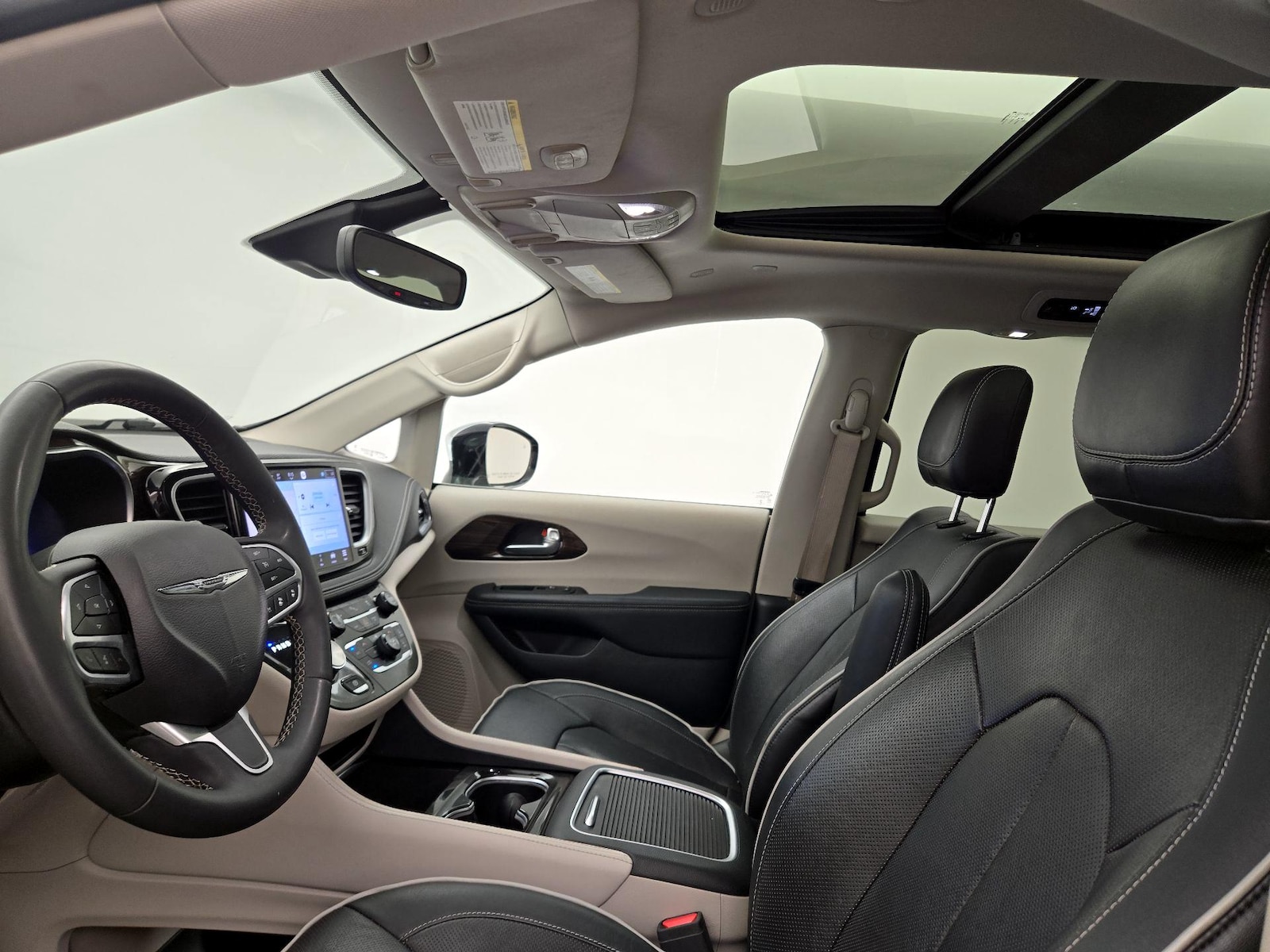 2023 Chrysler Pacifica Hybrid Limited - Photo 21