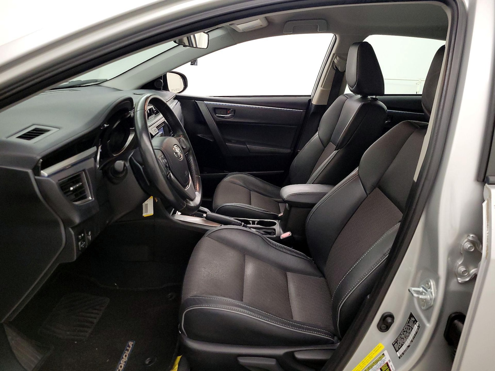 2014 Toyota Corolla S Plus - Photo 12