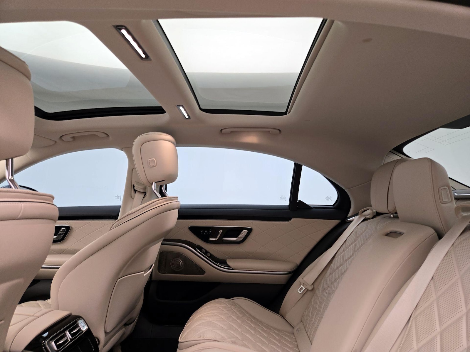 2026 Mercedes-Benz S-Class S 580 - Photo 25