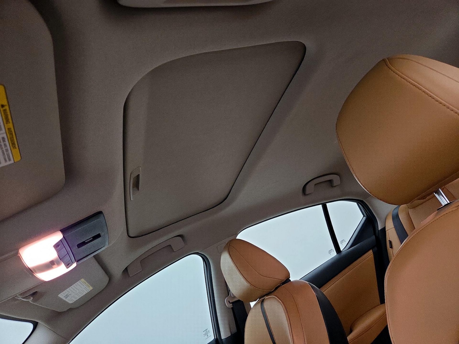 Sunroof(s) & Overhead Airbags