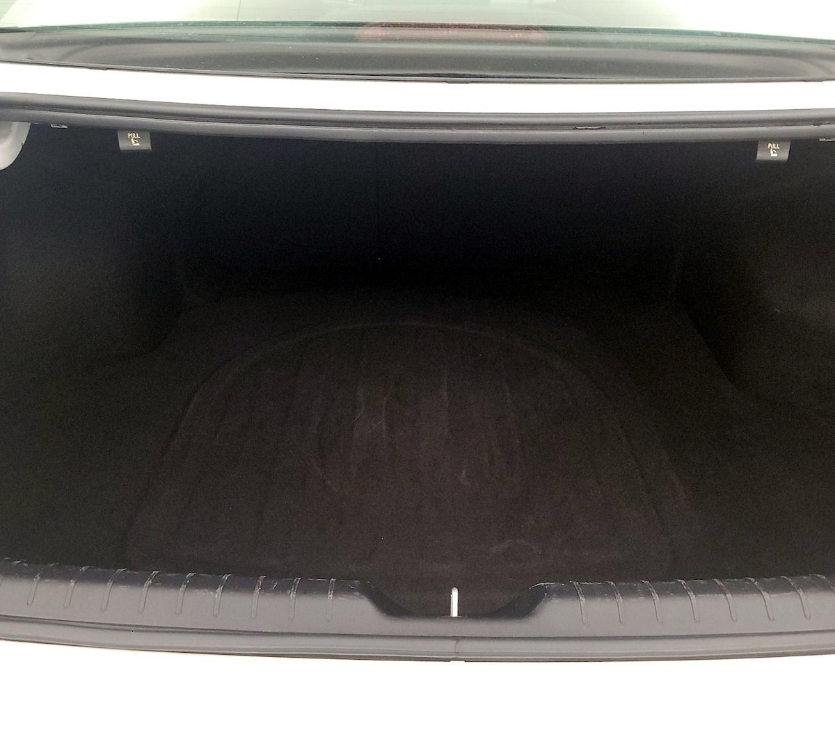 Trunk/Cargo (Seats Up)