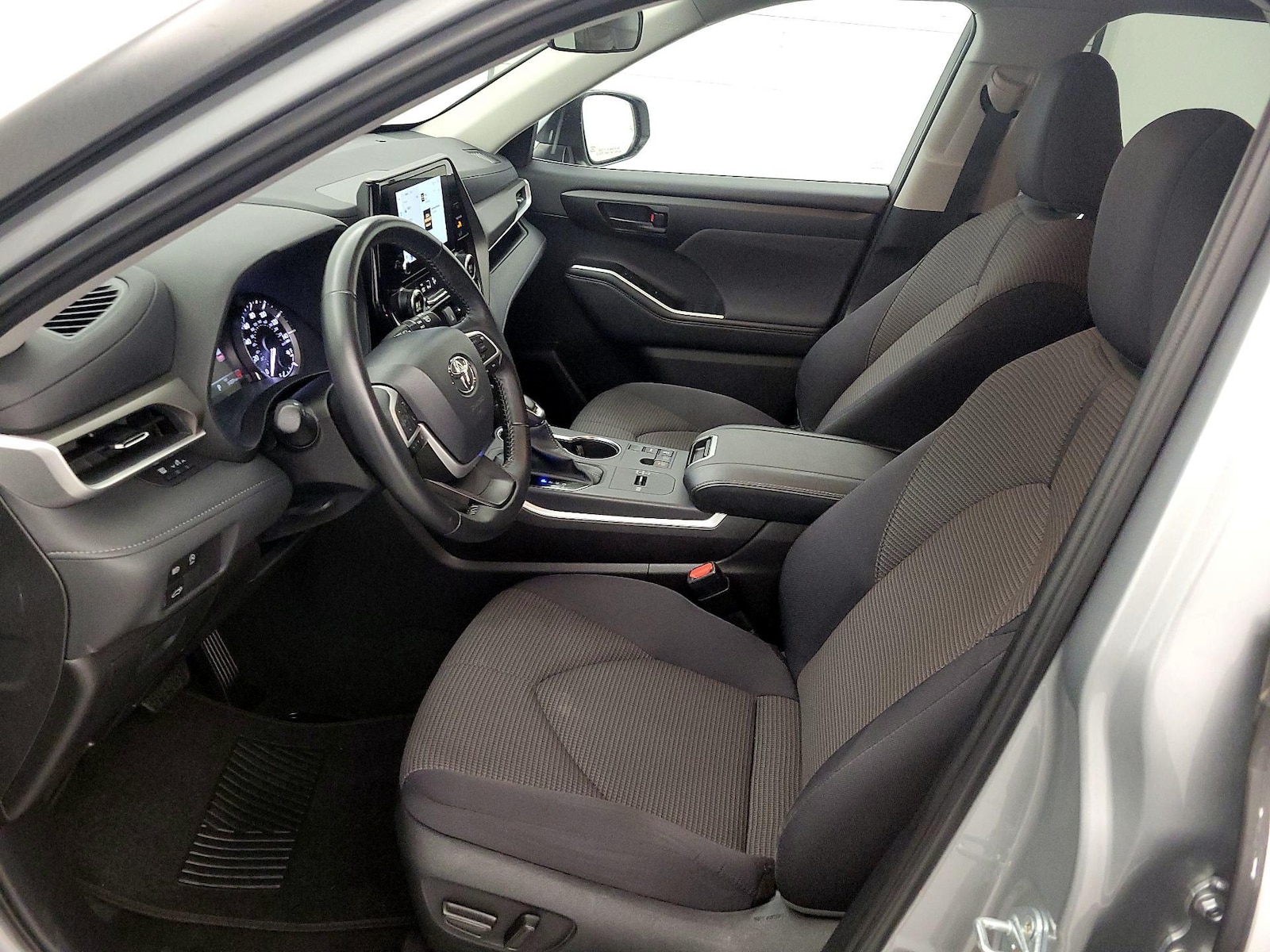 Power Seat(s) & Side Airbags