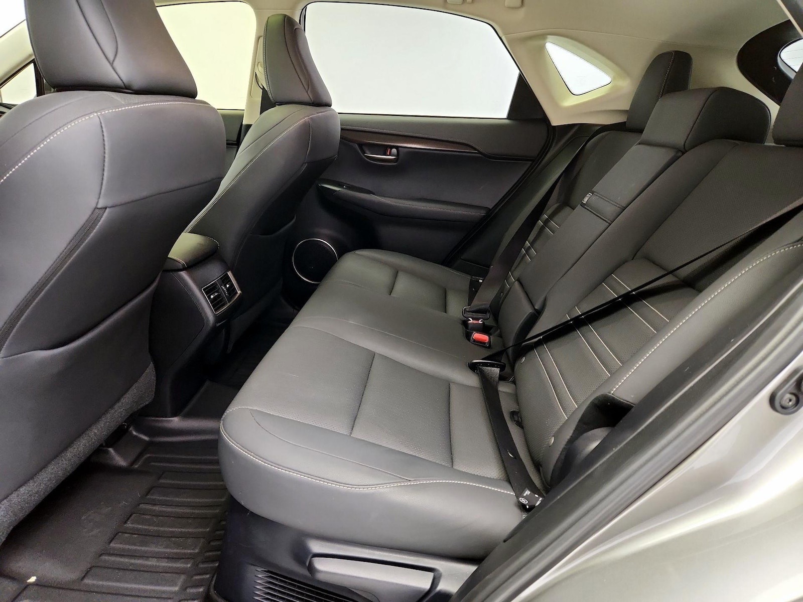 2019 Lexus NX 300 - Photo 22