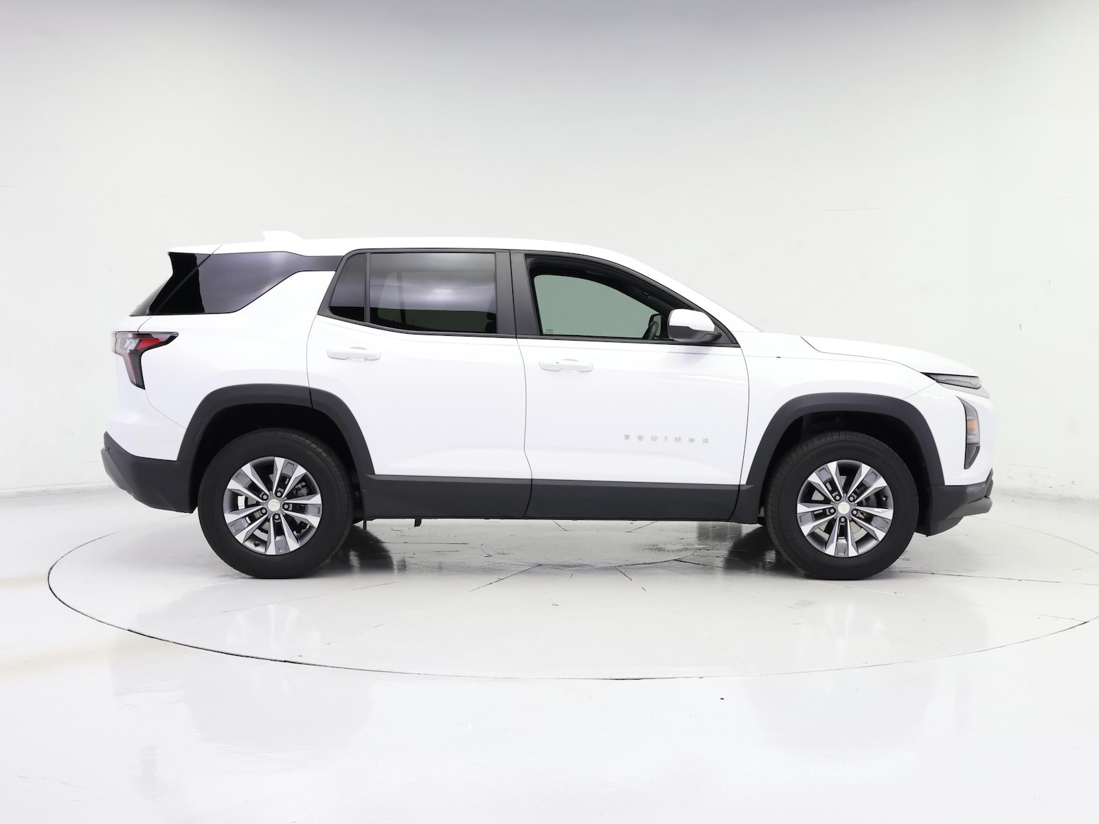 2025 Chevrolet Equinox LT - Photo 8