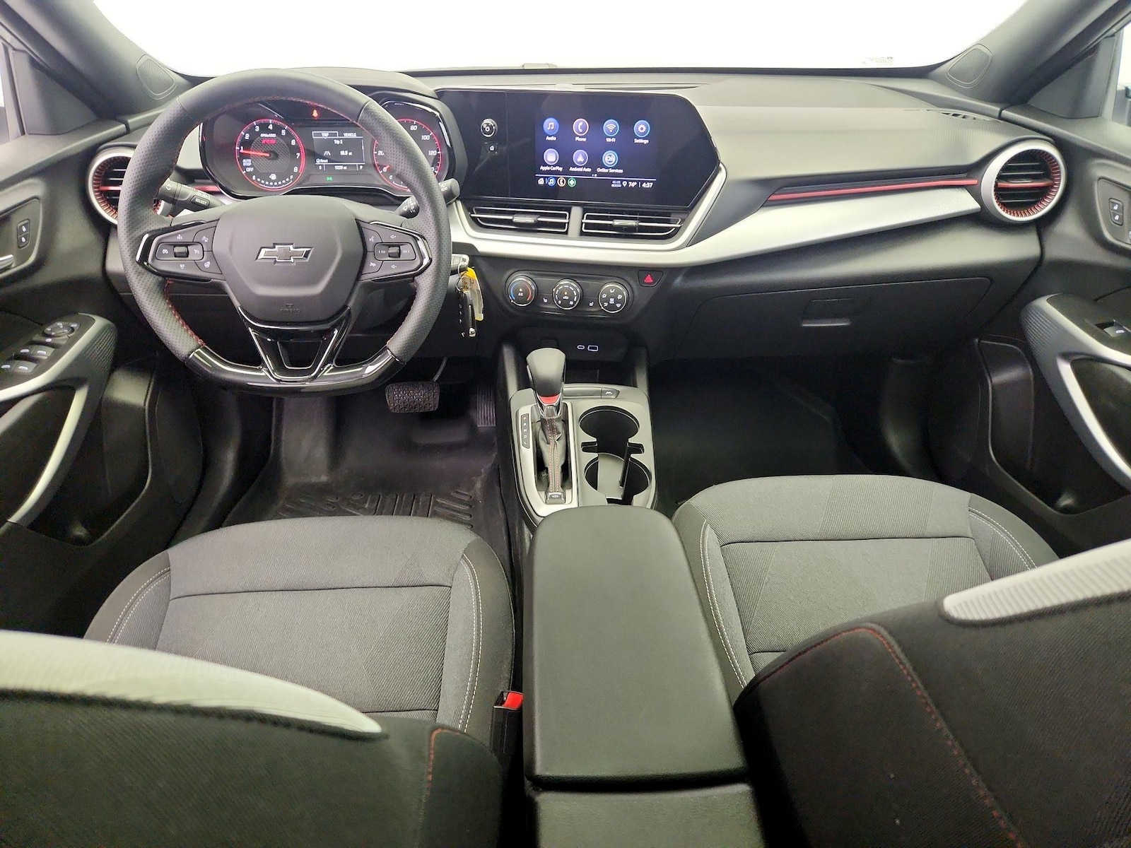 2025 Chevrolet Trax RS - Photo 10