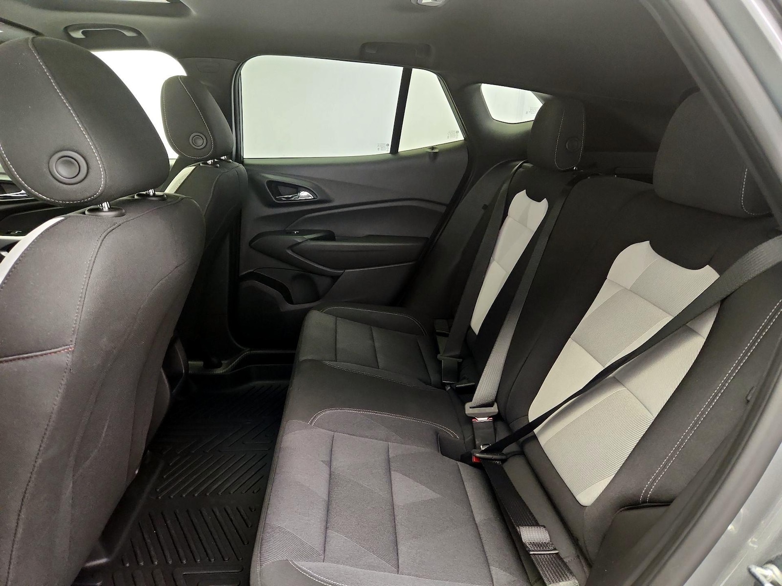 2025 Chevrolet Trax RS - Photo 21
