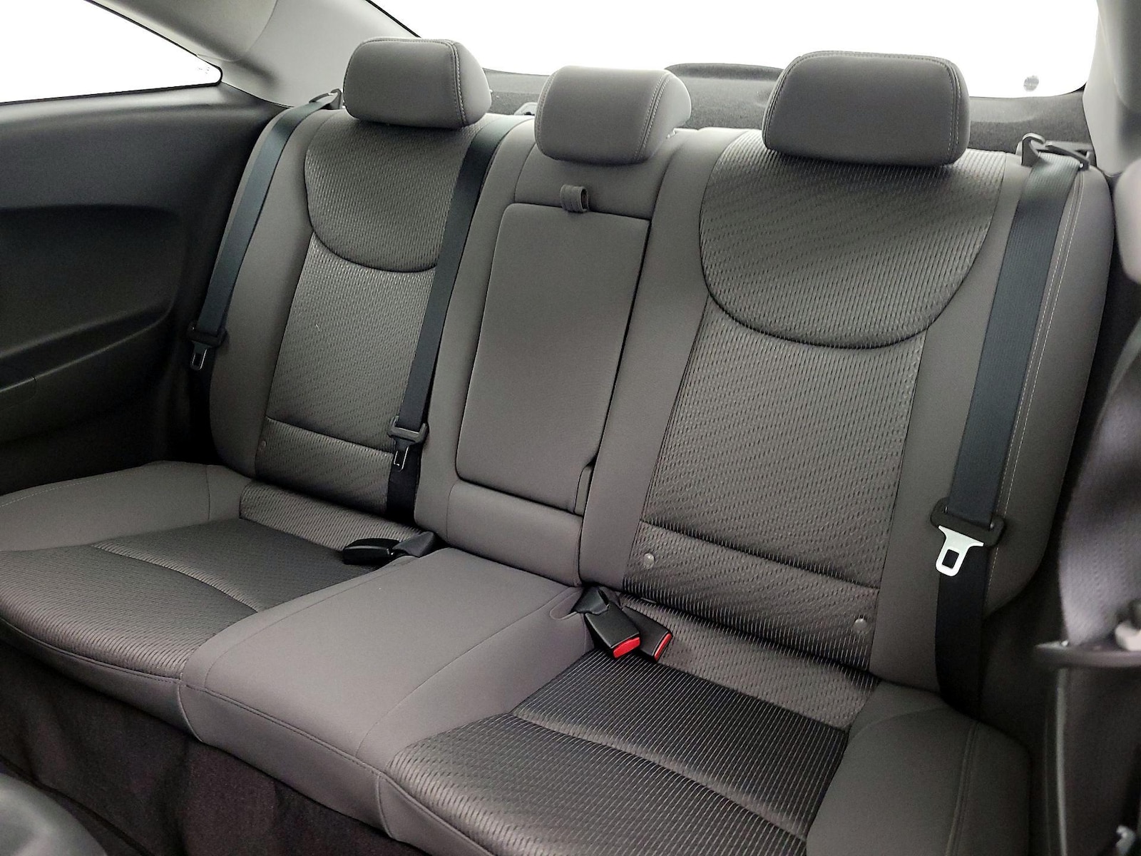 2014 Hyundai Elantra Coupe Base - Photo 19