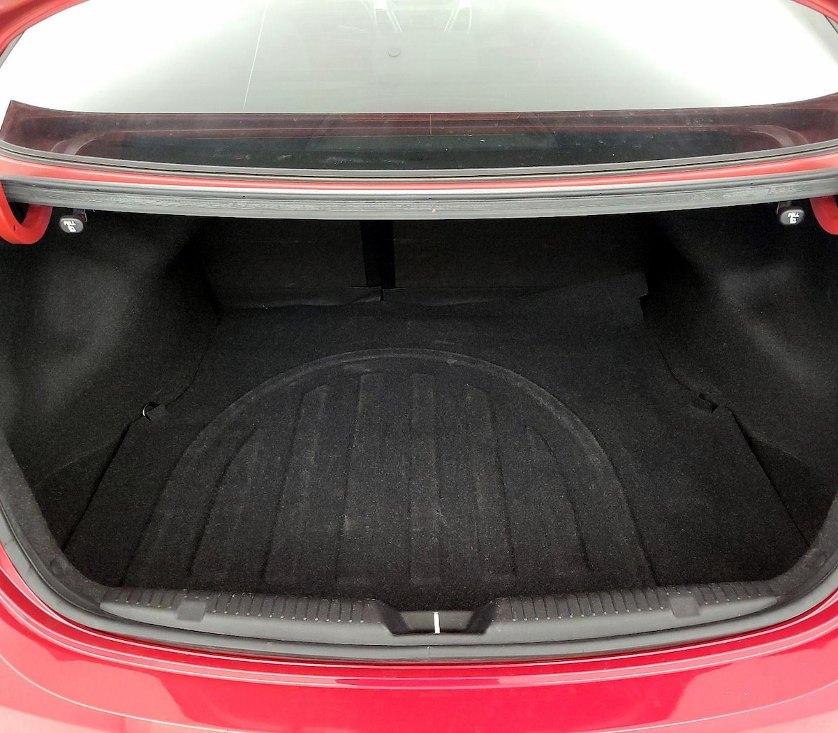 Trunk/Cargo (Seats Up)