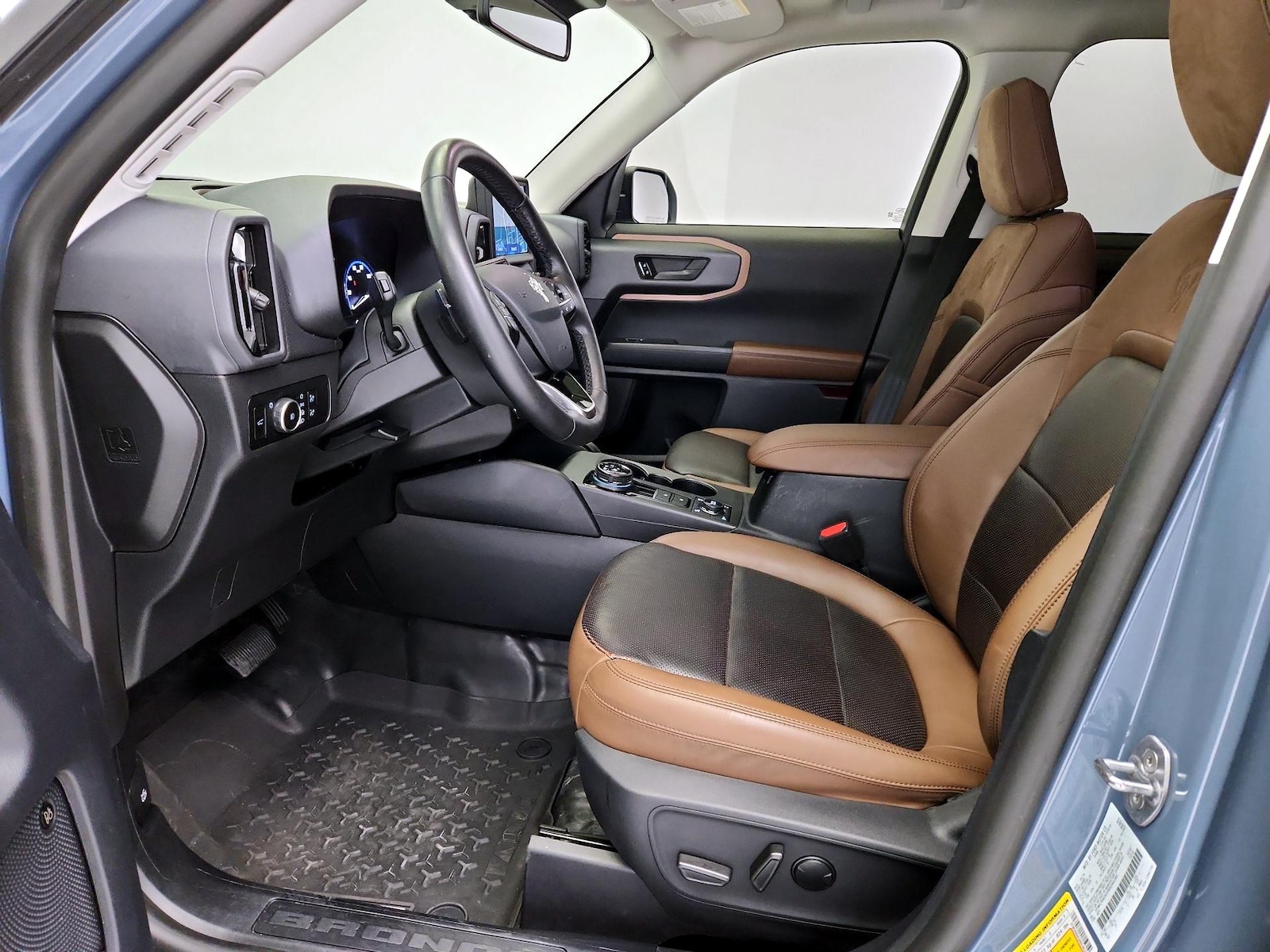 Power Seat(s) & Leather Seats
