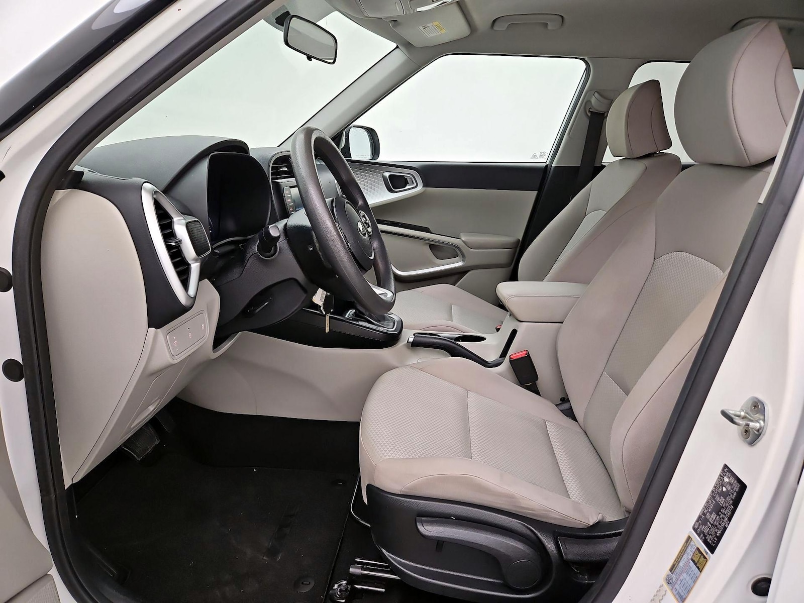 2021 Kia Soul LX - Photo 12