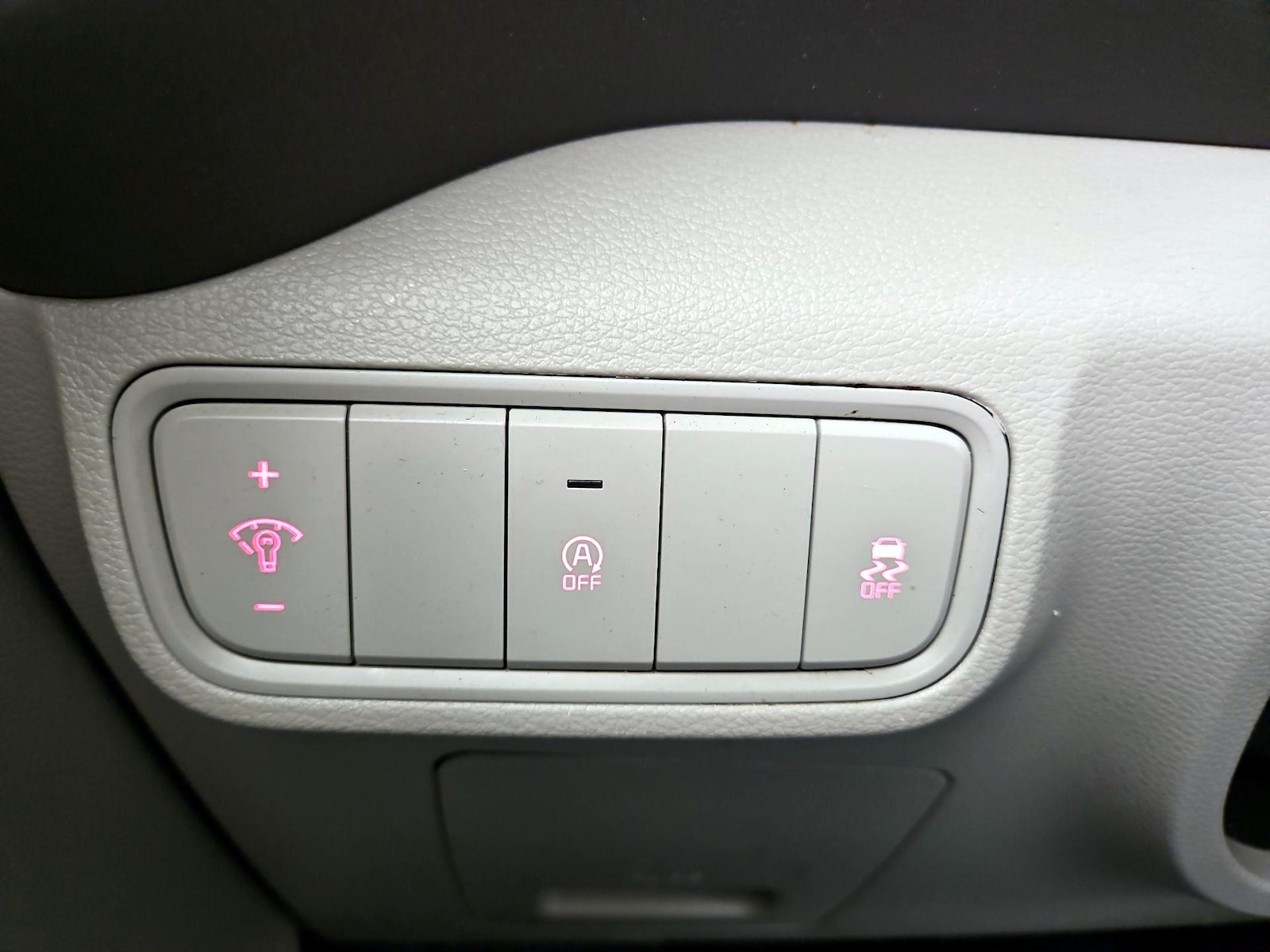 2021 Kia Soul LX - Photo 14