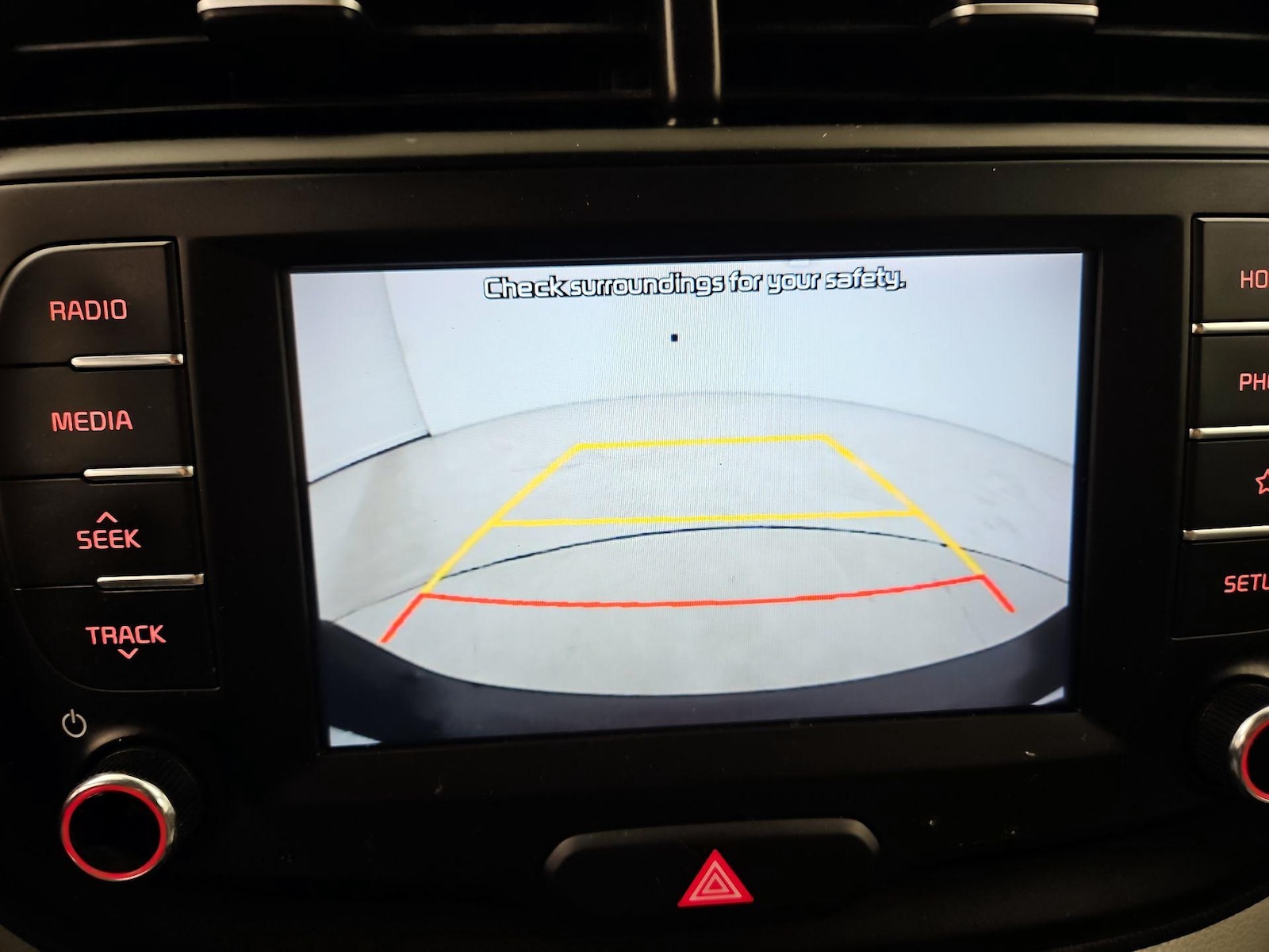 2021 Kia Soul LX - Photo 15