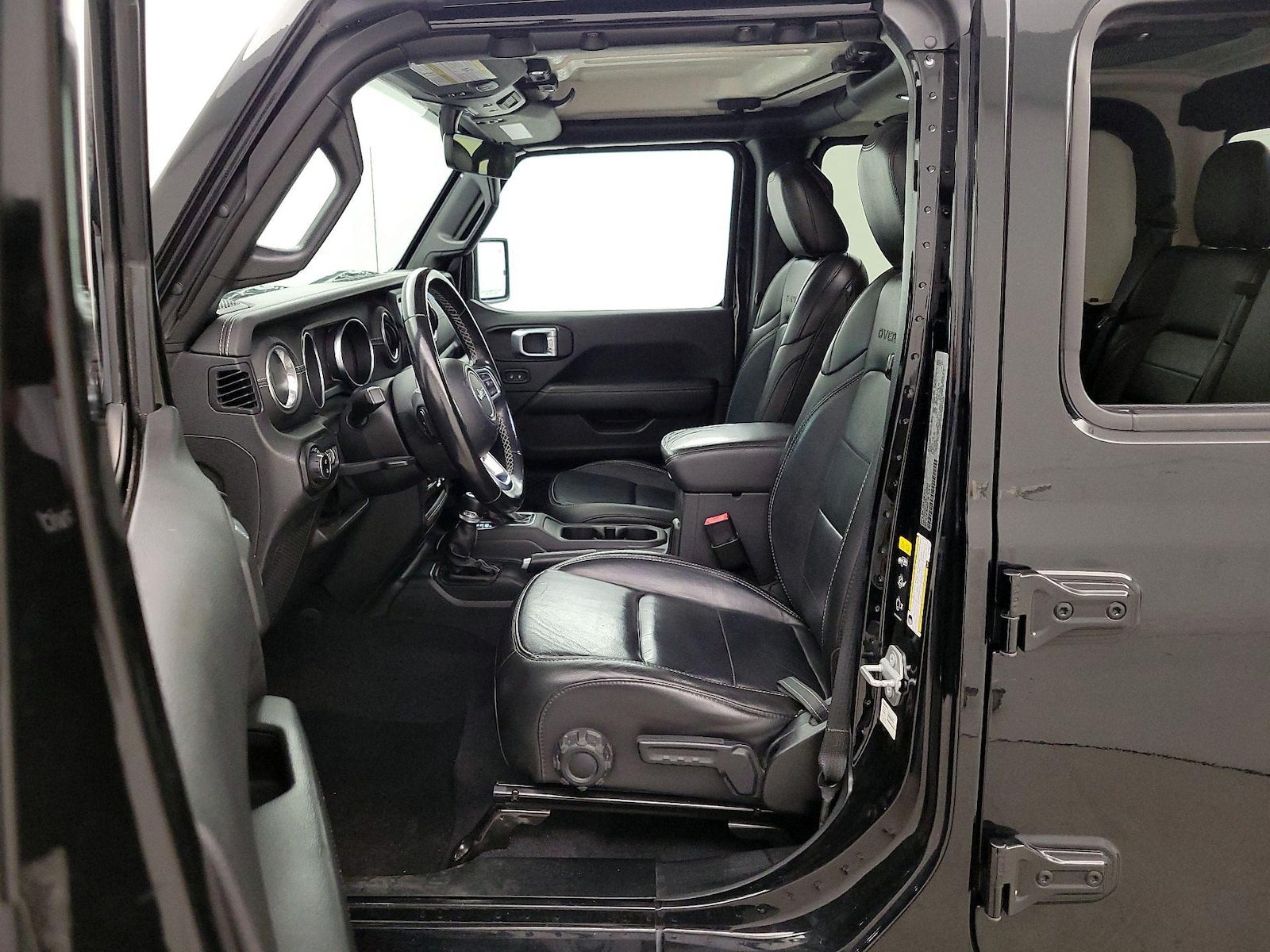 Leather Seats & Side Airbags
