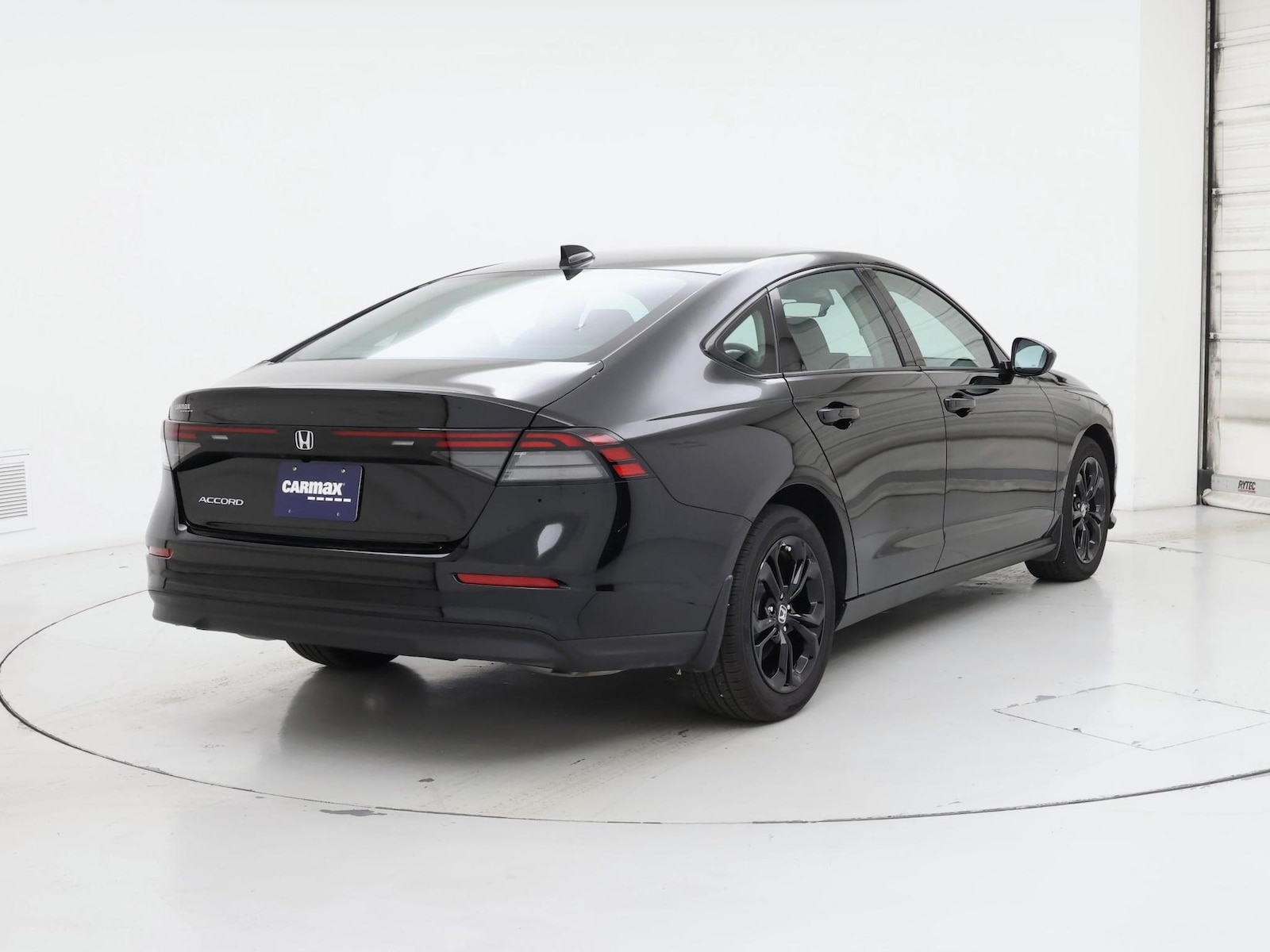 2025 Honda Accord SE - Photo 9